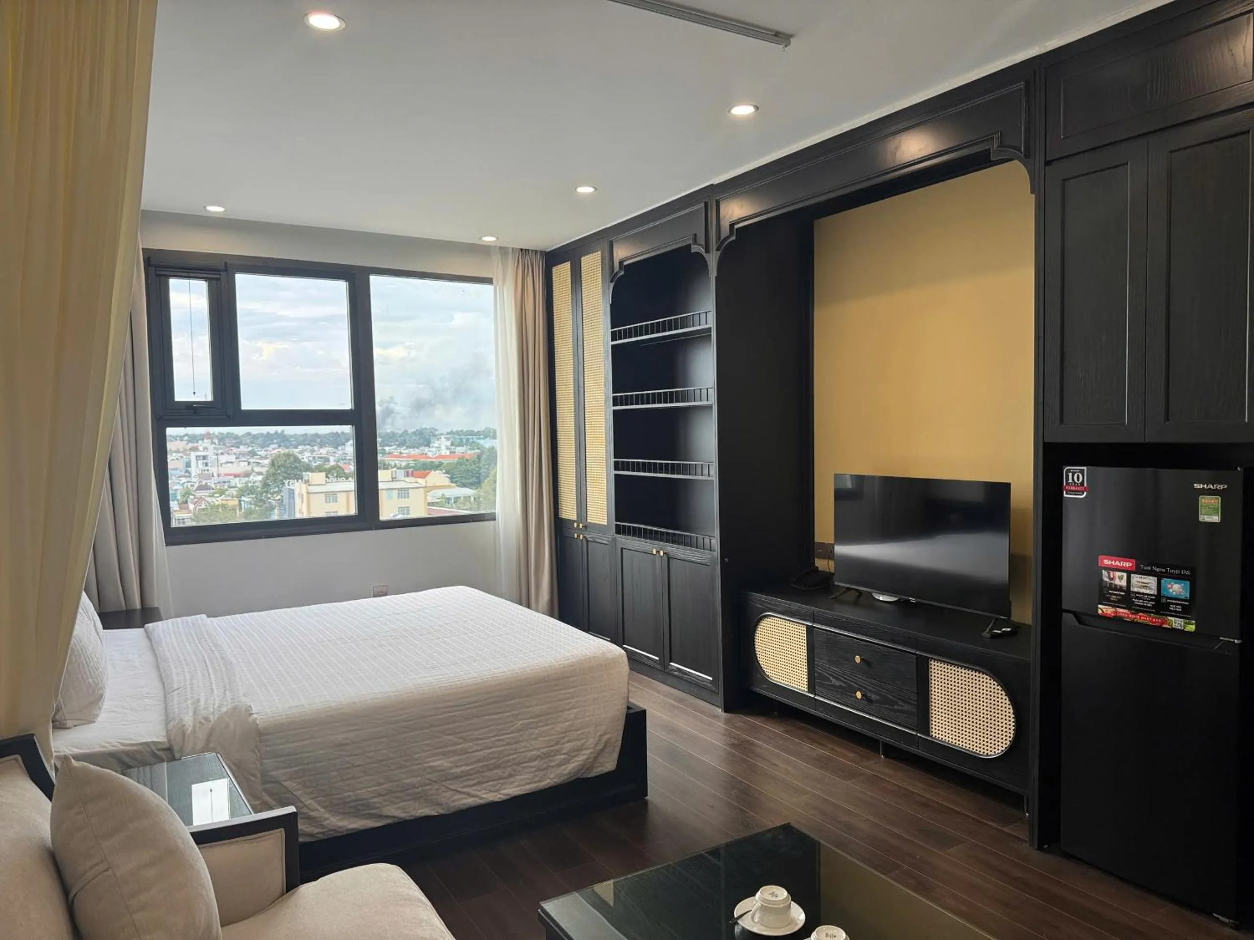 Bed in AURORA Hotel Plaza