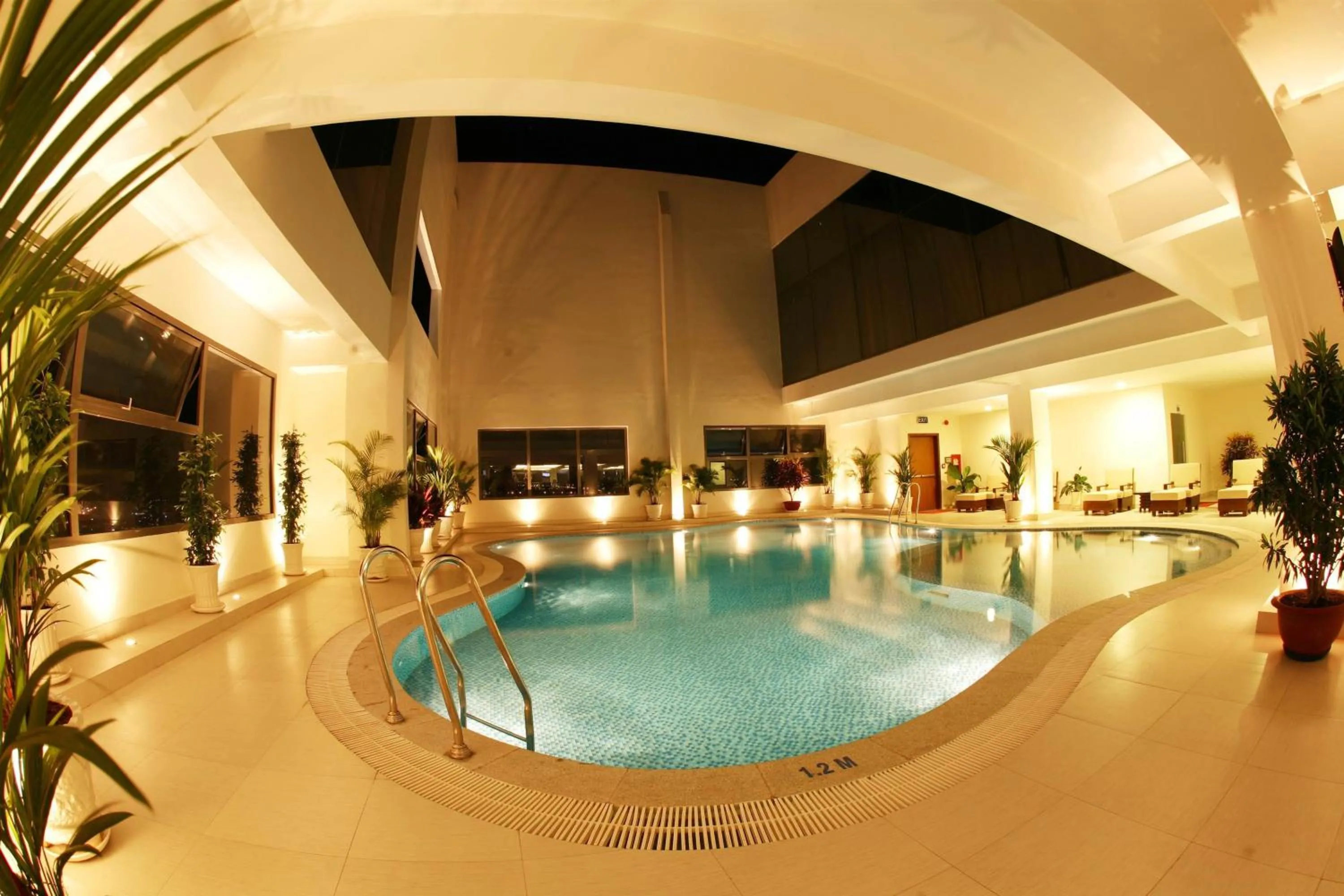 Night in AURORA Hotel Plaza