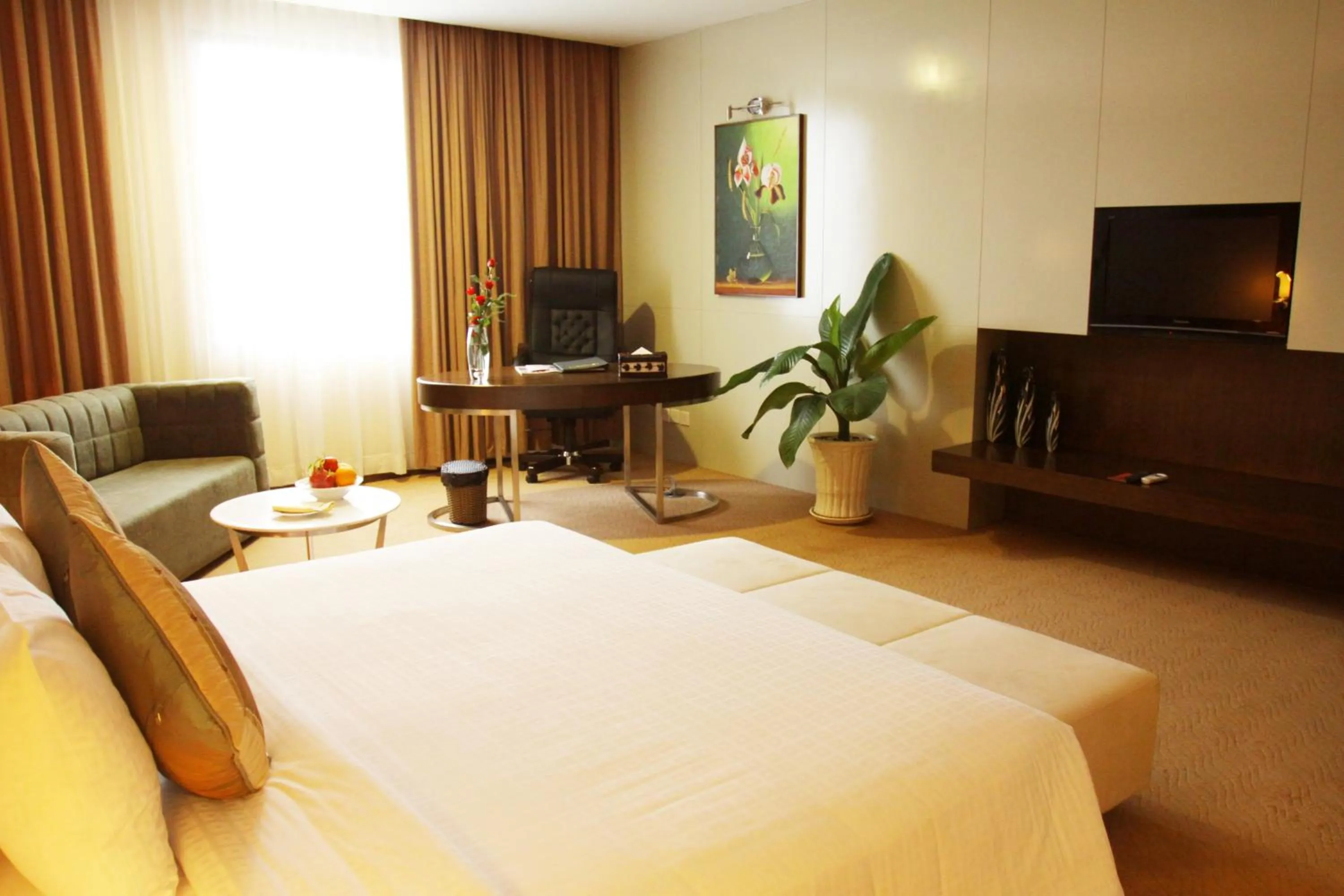 Day, Bed in AURORA Hotel Plaza