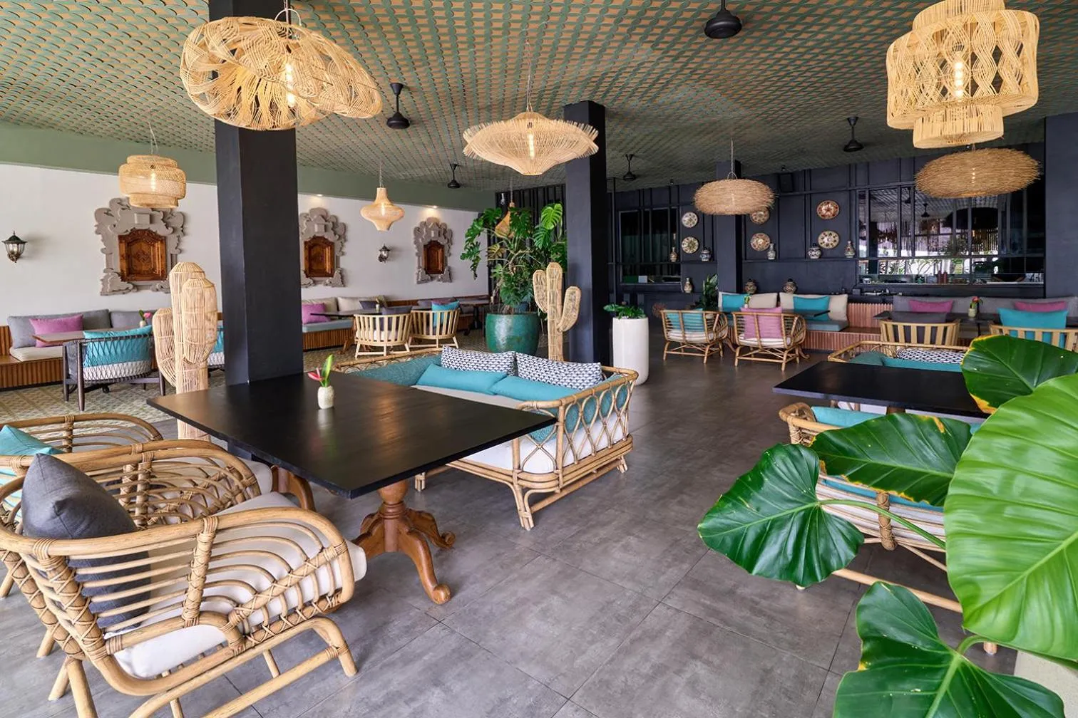 Restaurant/places to eat in The Royal Purnama Luxury Villas - Adults Only