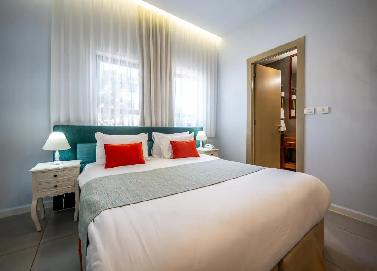 Bed in Bat Galim Boutique Hotel