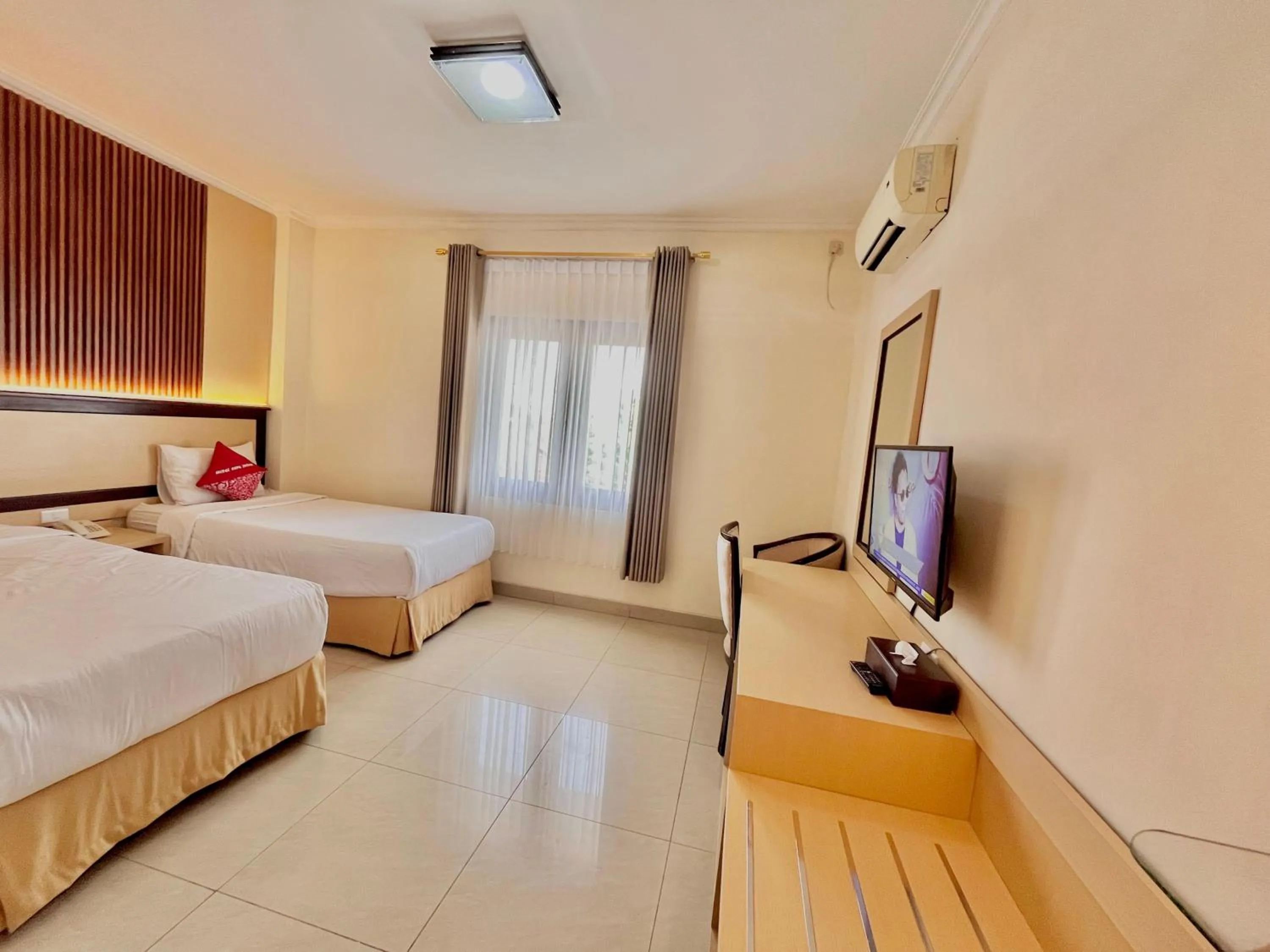 Bed in Hotel Cepu Indah 1
