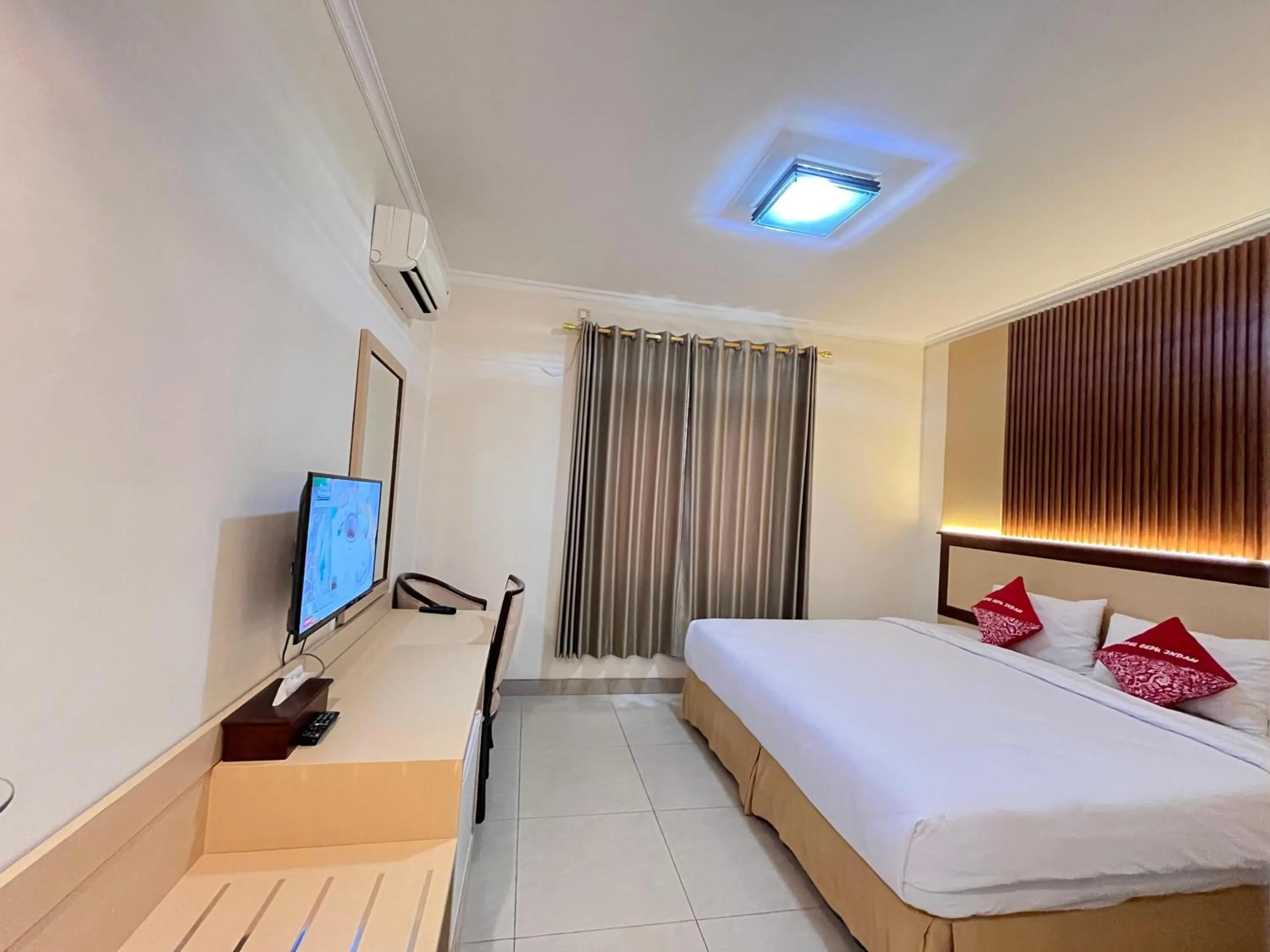 Bed in Hotel Cepu Indah 1