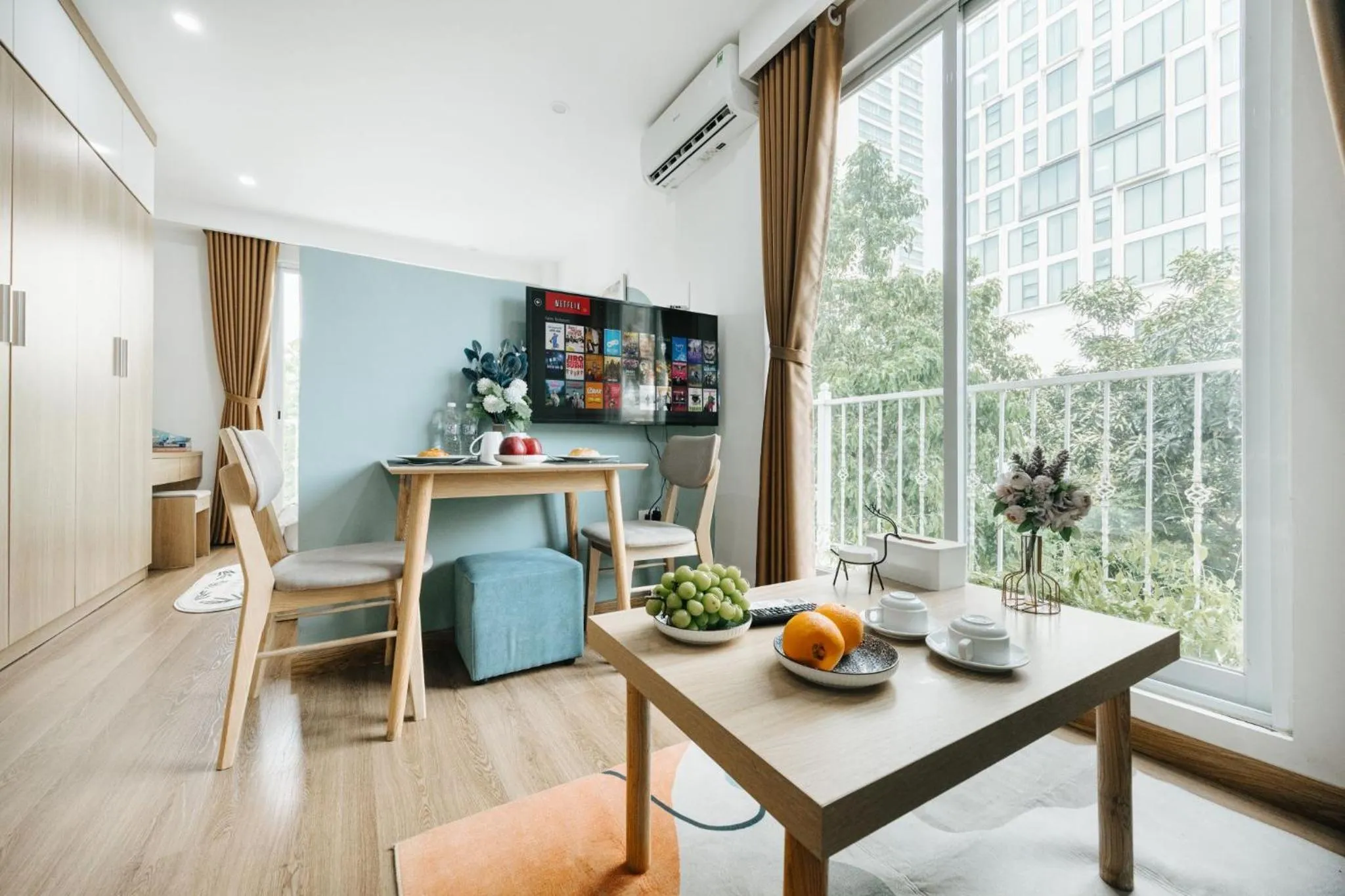 TV and multimedia in The Euphoria Sophisticated Style - Stay 24h