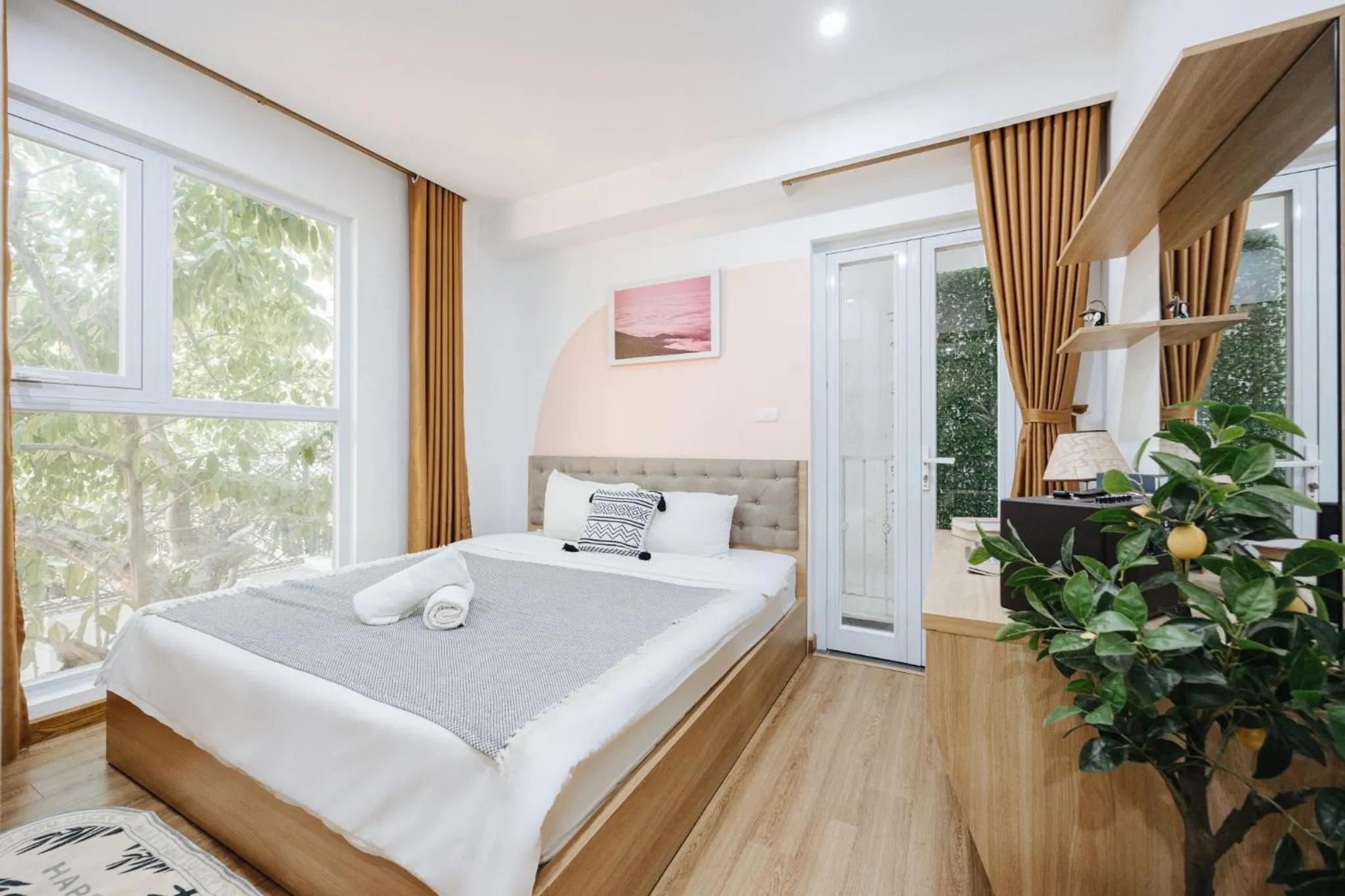 Bed in The Euphoria Sophisticated Style - Stay 24h