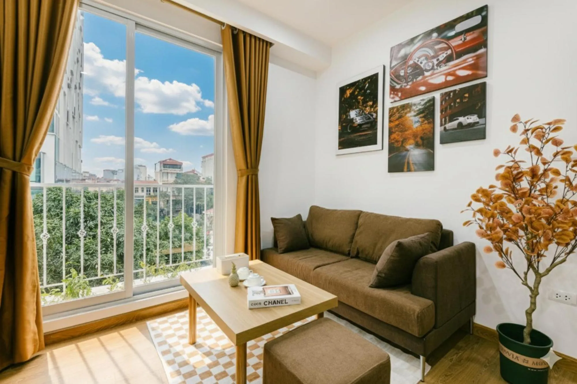 Living room in Label6 Studio West Lake