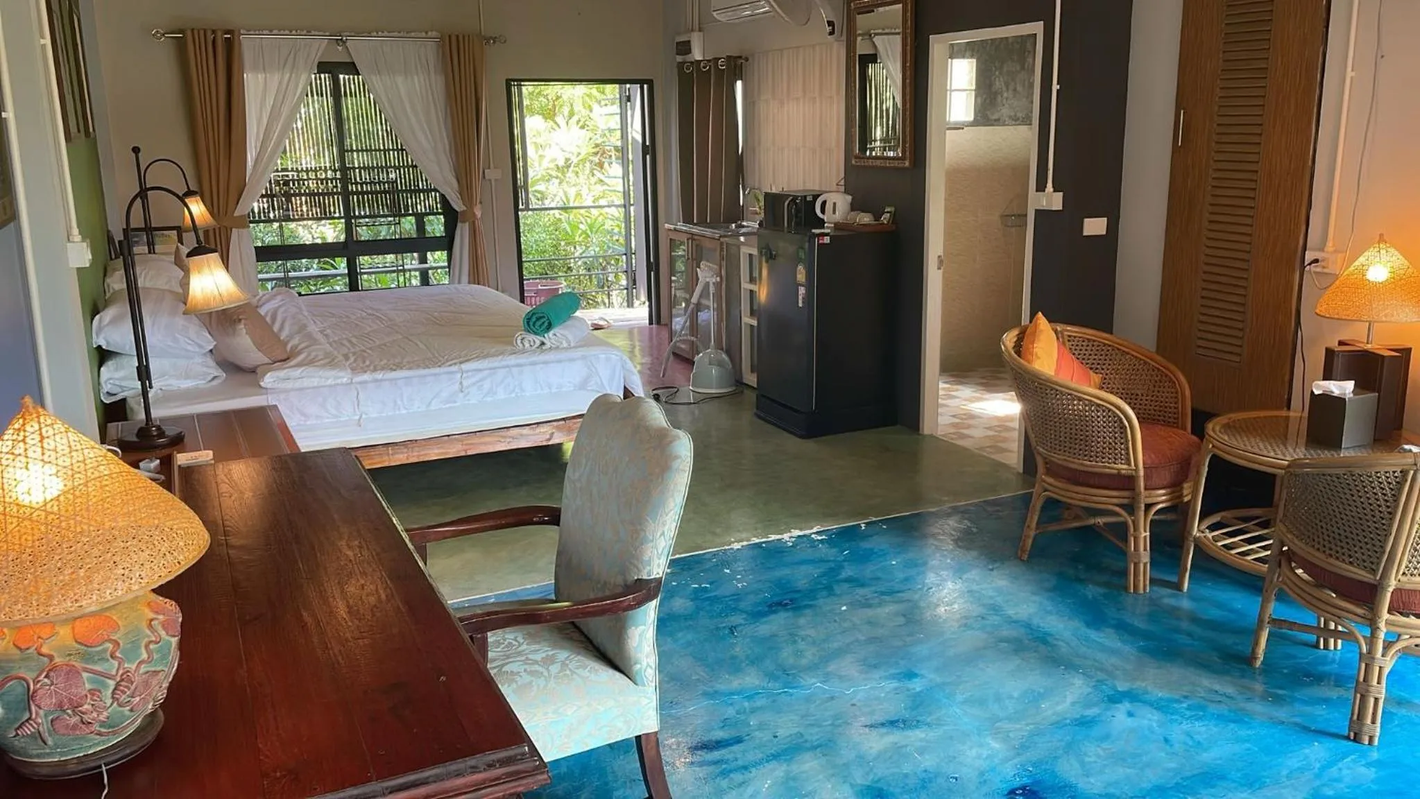 Bedroom in Golden Mango House