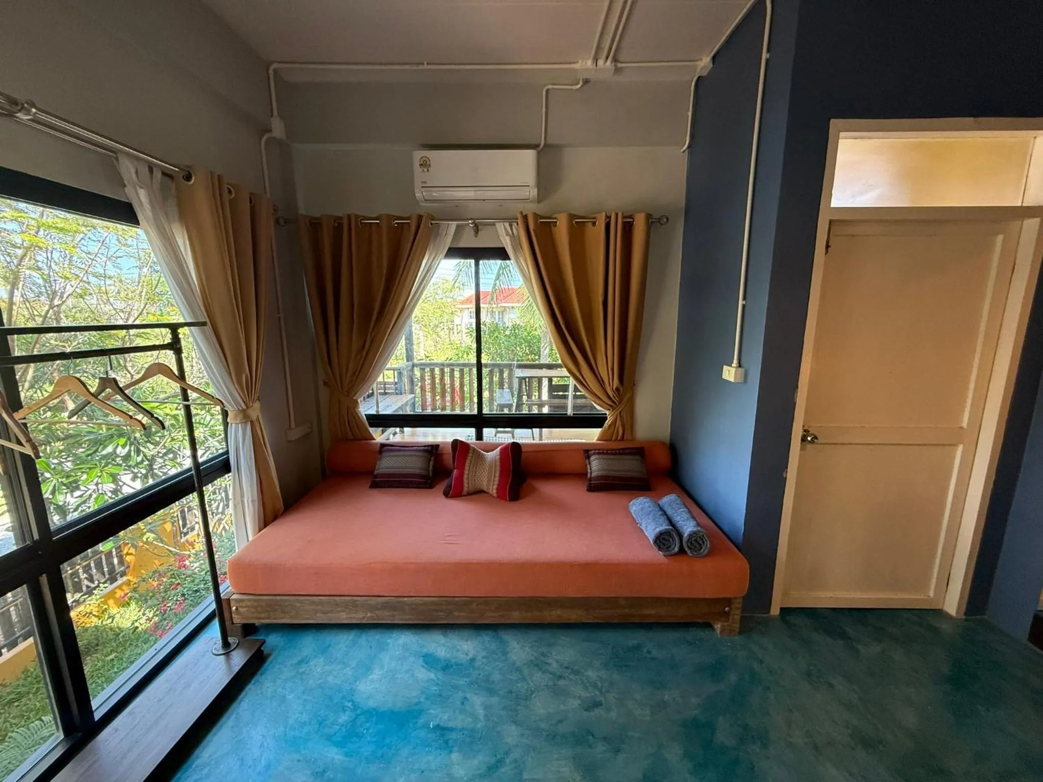 Bed in Golden Mango House