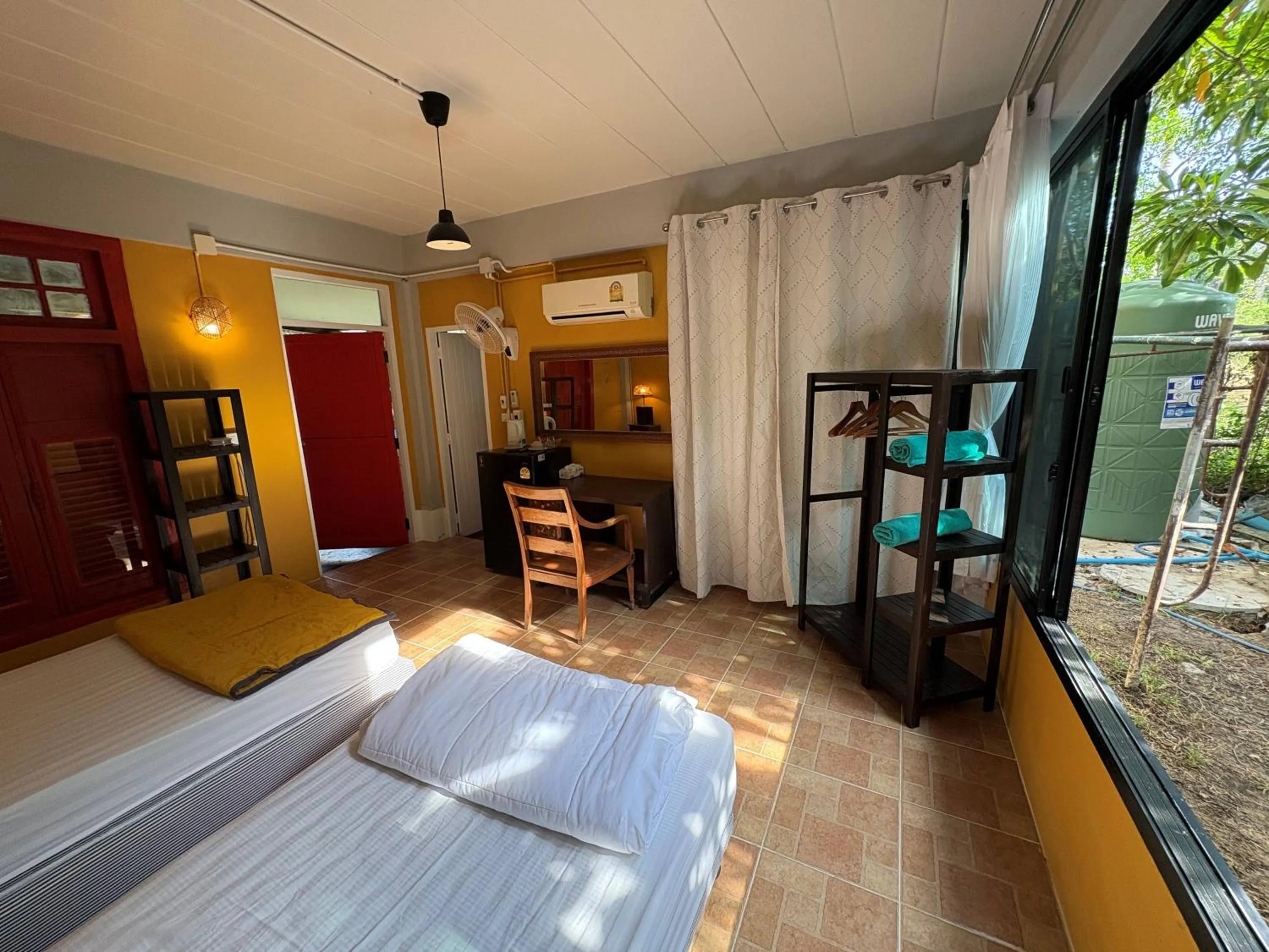 Bedroom, Bed in Golden Mango House