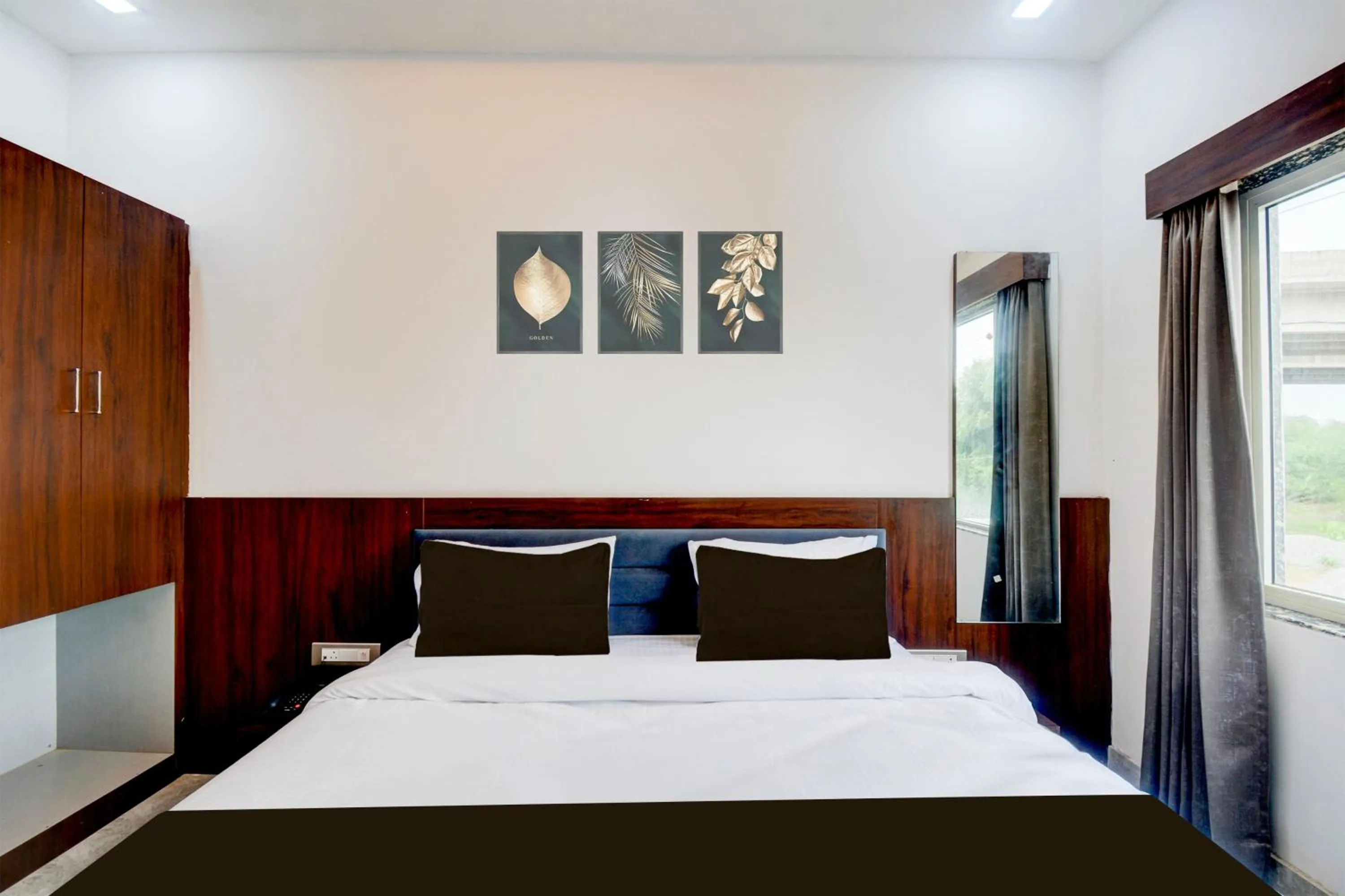 Bedroom in Hotel O Simony Palace