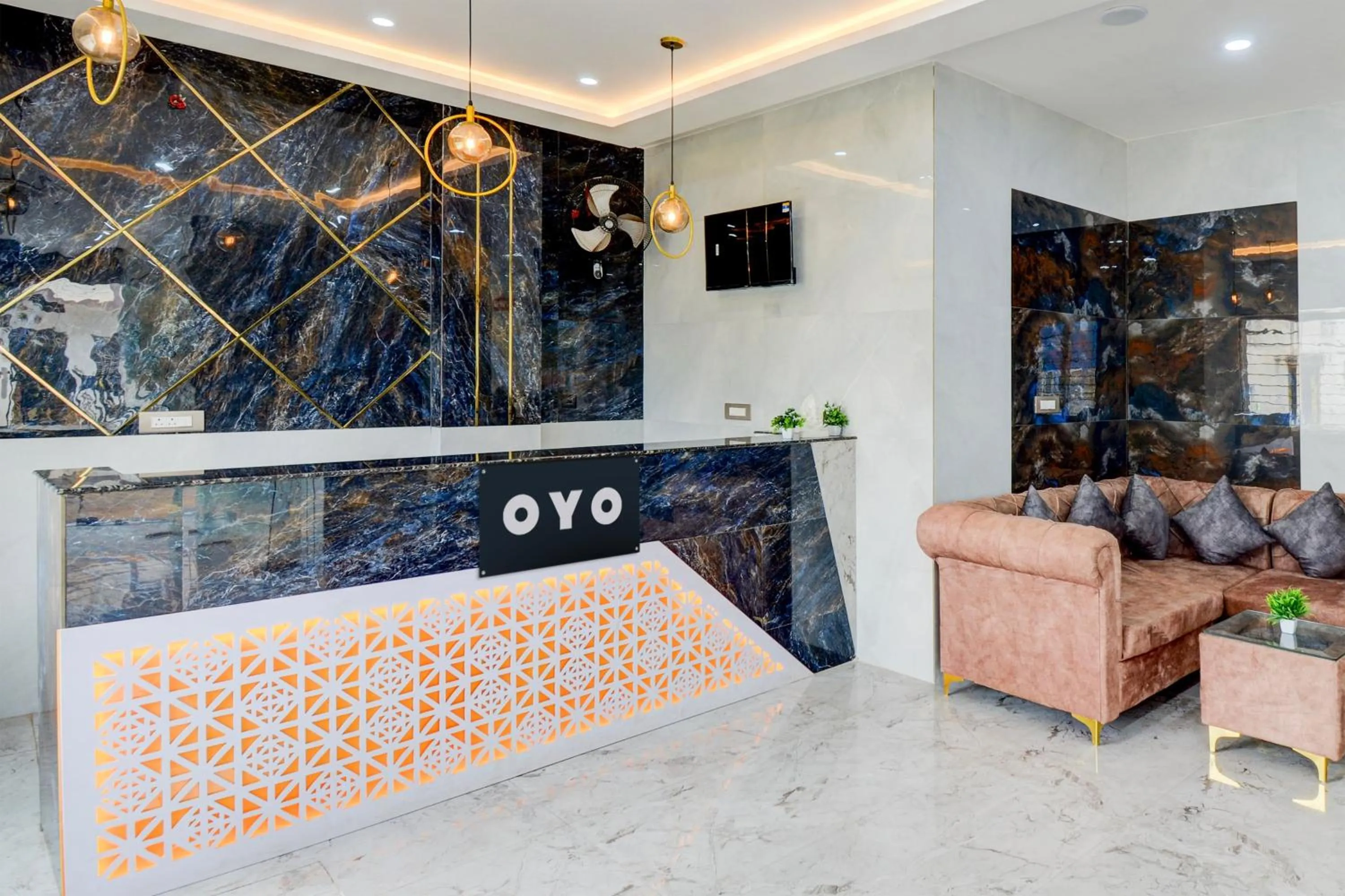 Lobby or reception in Hotel O Simony Palace