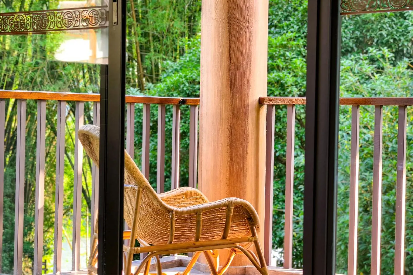 Balcony/Terrace in Yangshuo Riverside Resorts Hotel