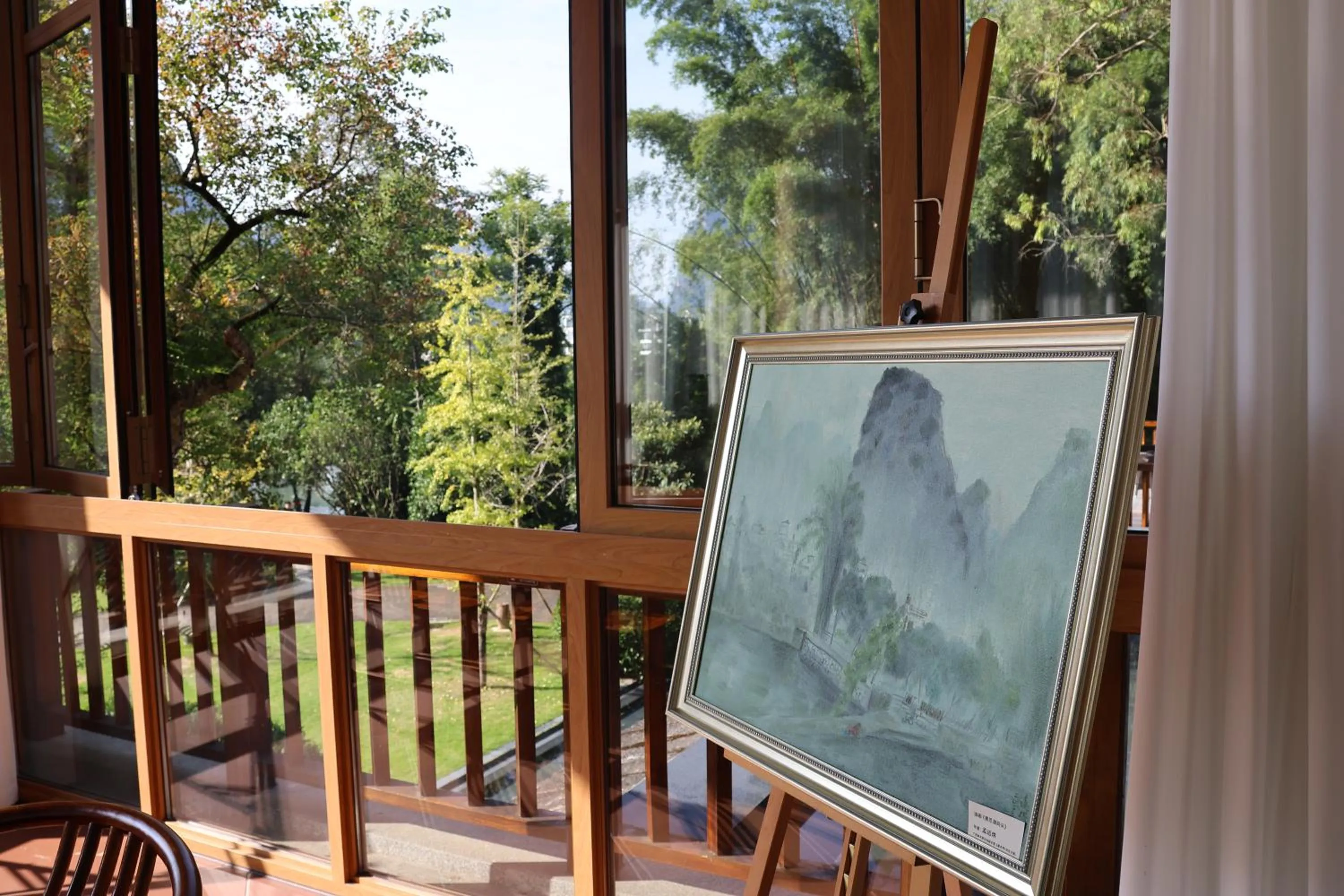 Seating area in Yangshuo Riverside Resorts Hotel