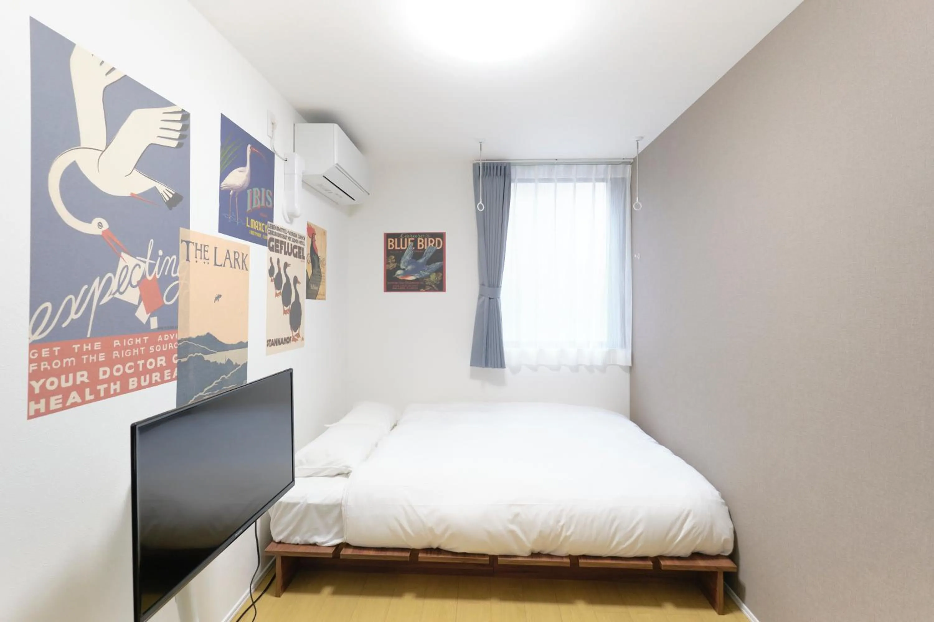 Bed in Maison Asch Ikebukuro by Tranova