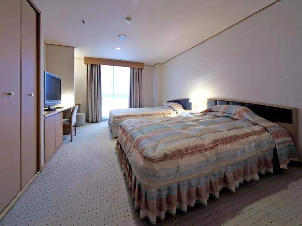 Bed in Gifu Grand Hotel