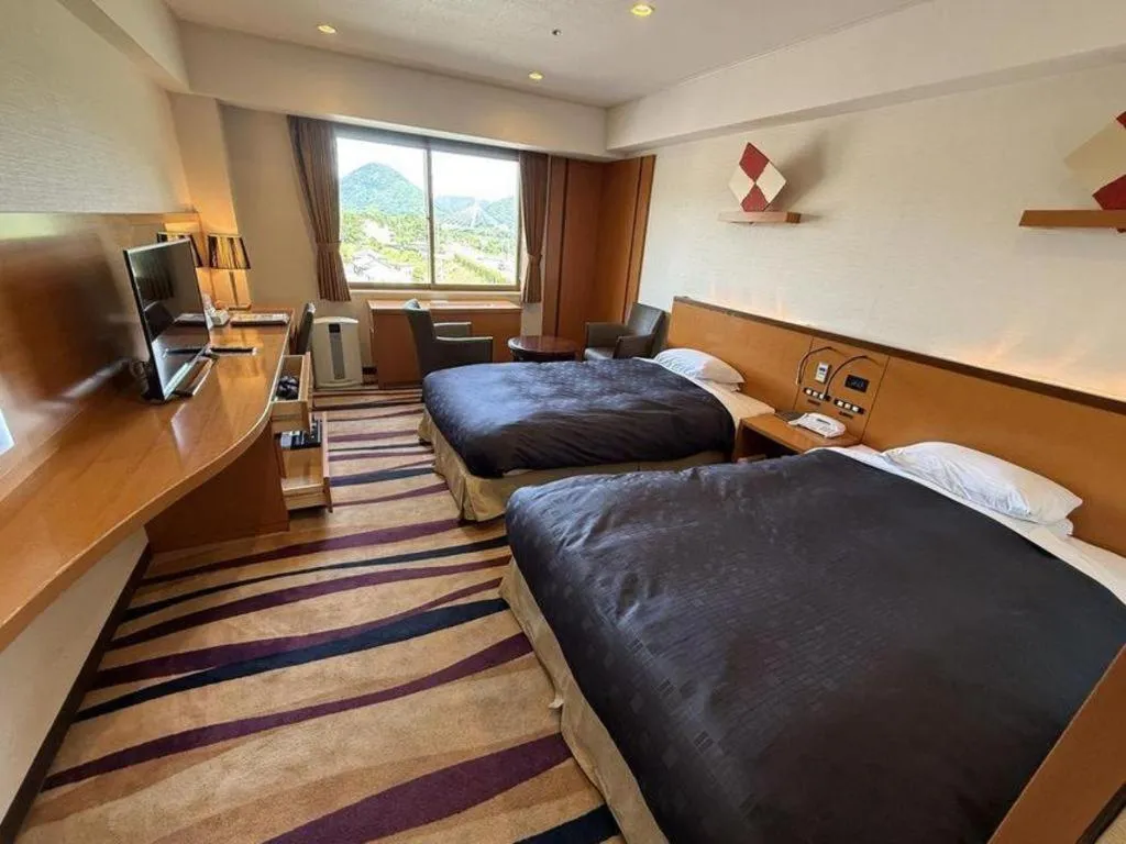 Bed in Gifu Grand Hotel