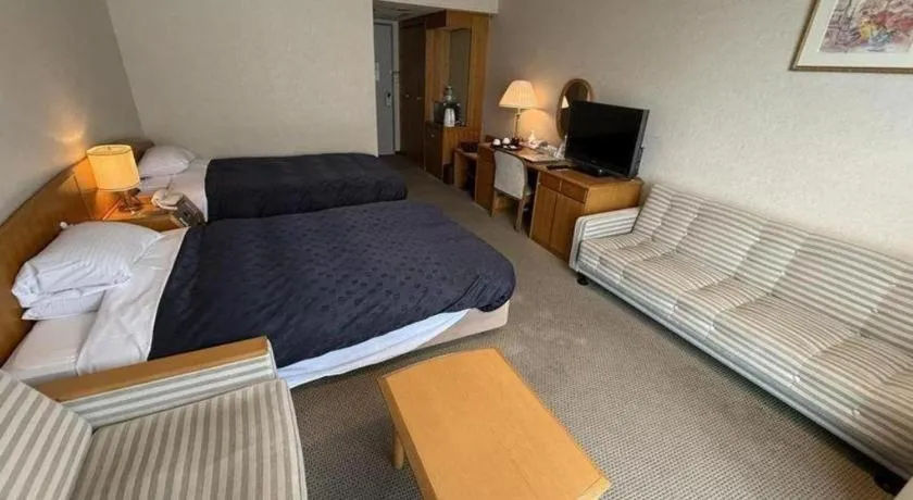 Bed in Gifu Grand Hotel