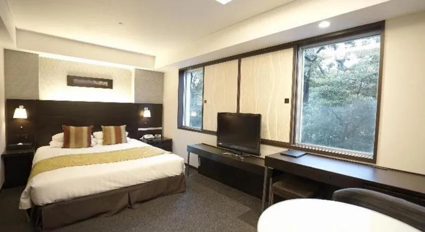 Bed in Akasaka Excel Hotel Tokyu