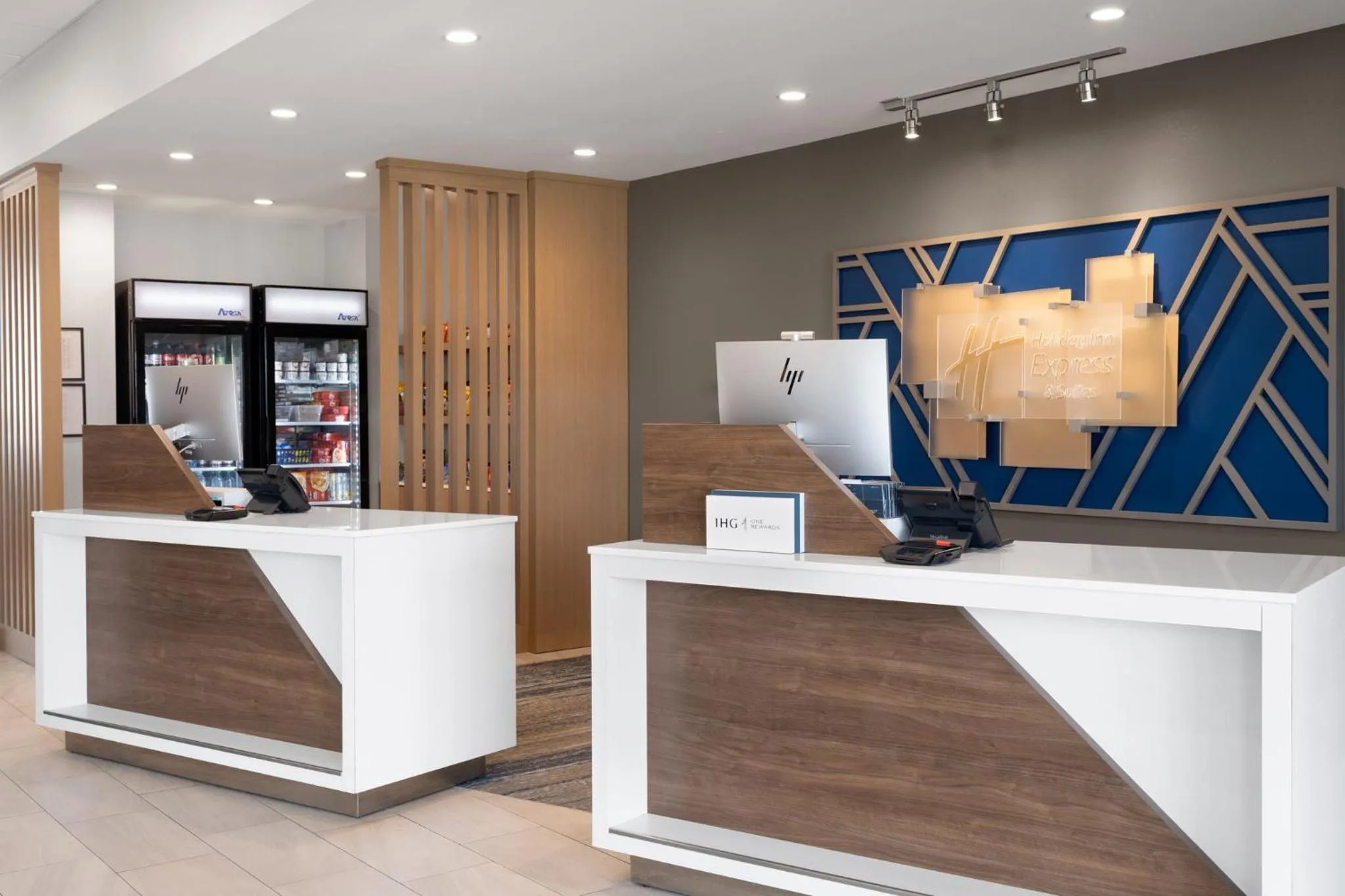 Property building in Holiday Inn Express & Suites Meridian I-20 by IHG