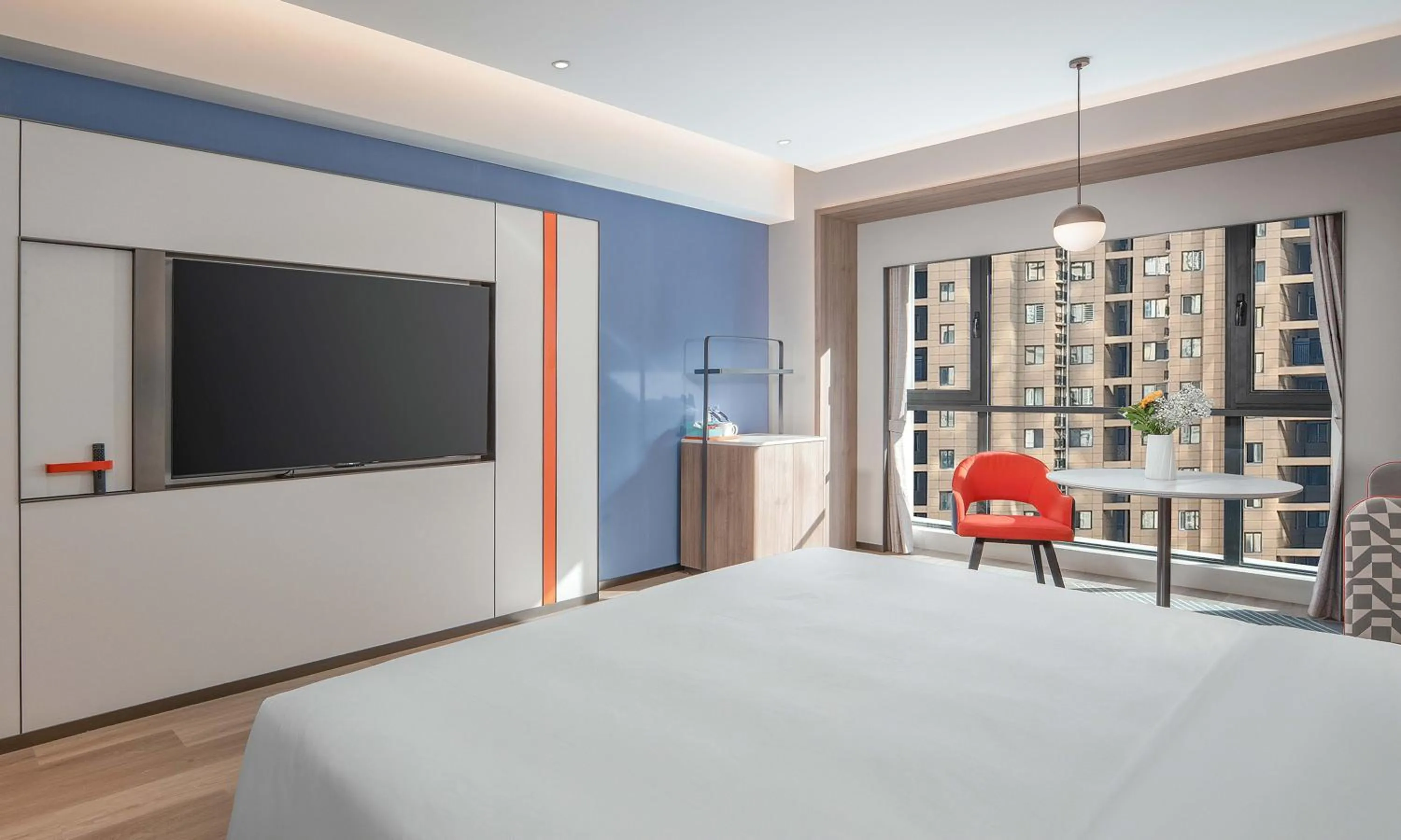 Bed in Holiday Inn Express Xi'an Fengdong by IHG