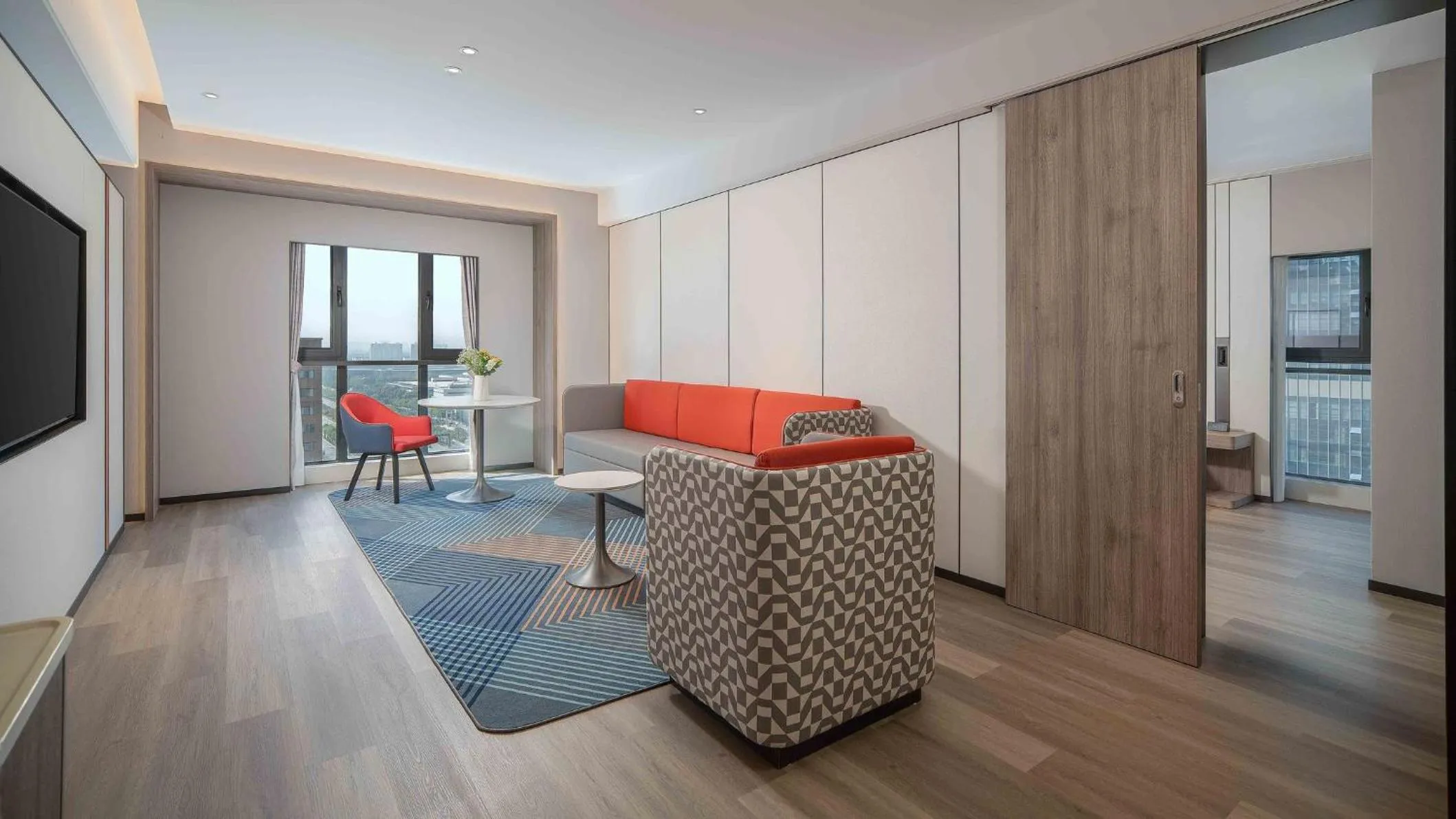 Photo of the whole room in Holiday Inn Express Xi'an Fengdong by IHG