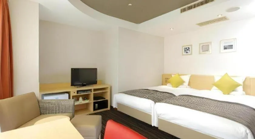 Bed in Utsunomiya Higashi Hotel