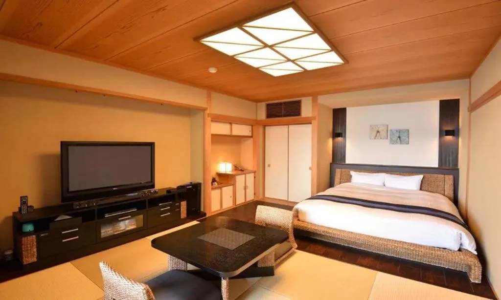 Bed in Luxury Wa Hotel Kaze No Kaori