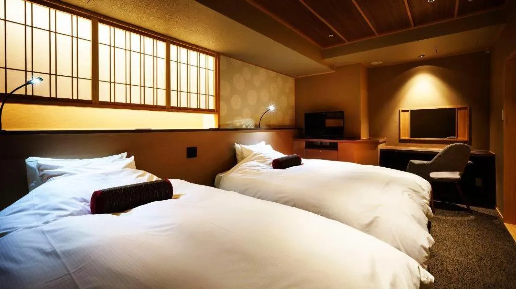 Bed in Shiratamano Yu Senkei