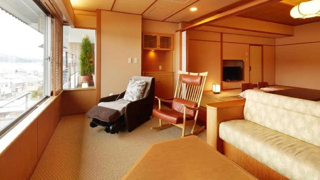 Bed in Shiratamano Yu Senkei