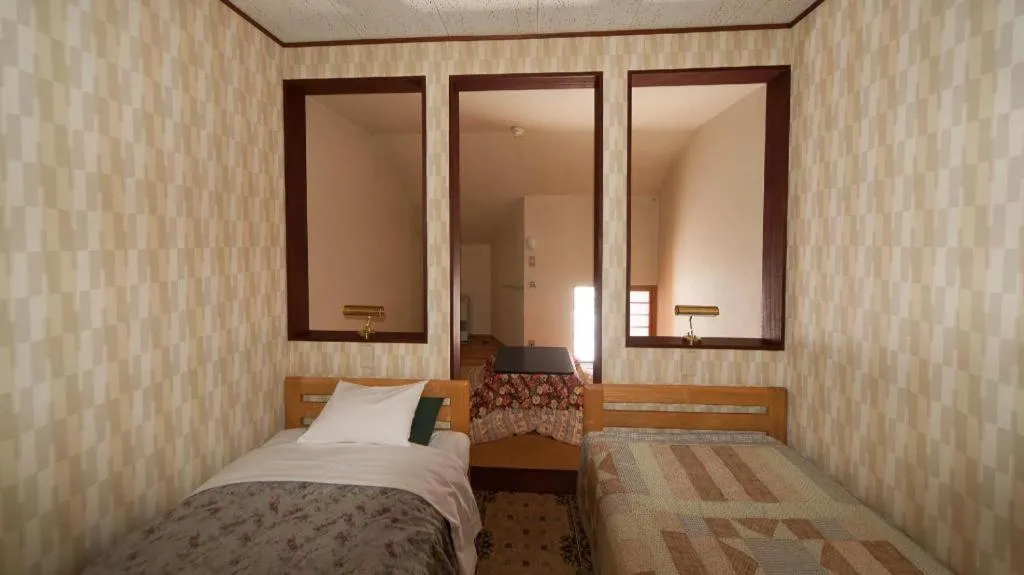 Bed in Country Inn Canadian House