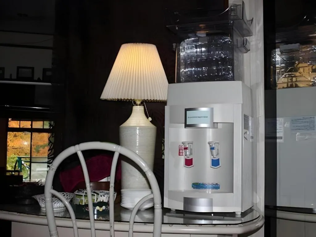 Country Inn Canadian House