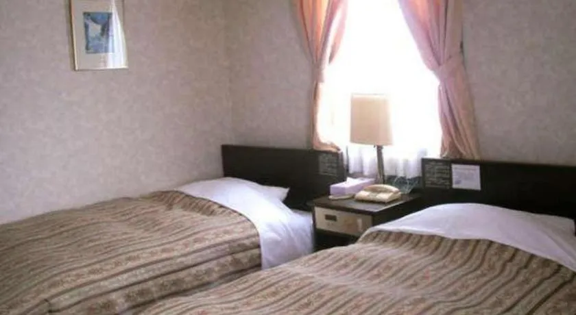 Bed in Business Green Hotel Hino