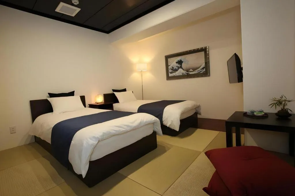 Bed in Rozy Hotel Namba