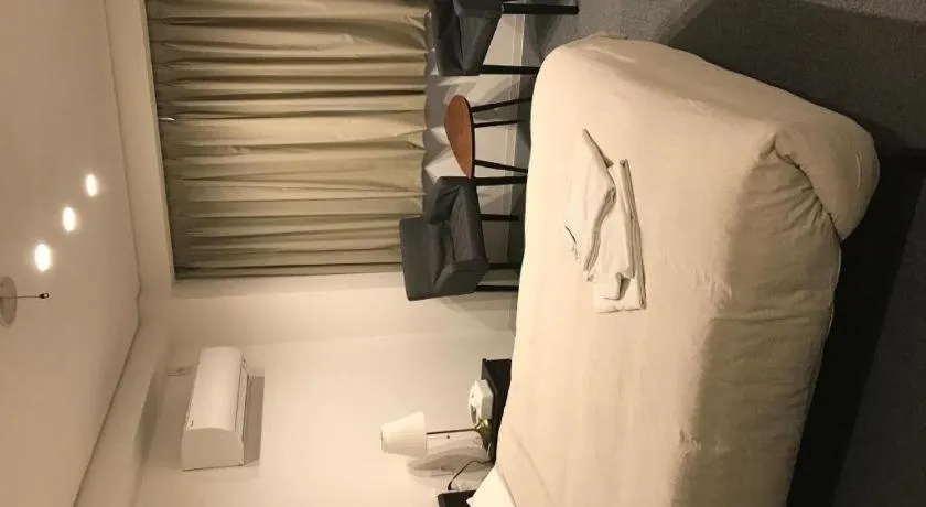 Bed in Rozy Hotel Namba