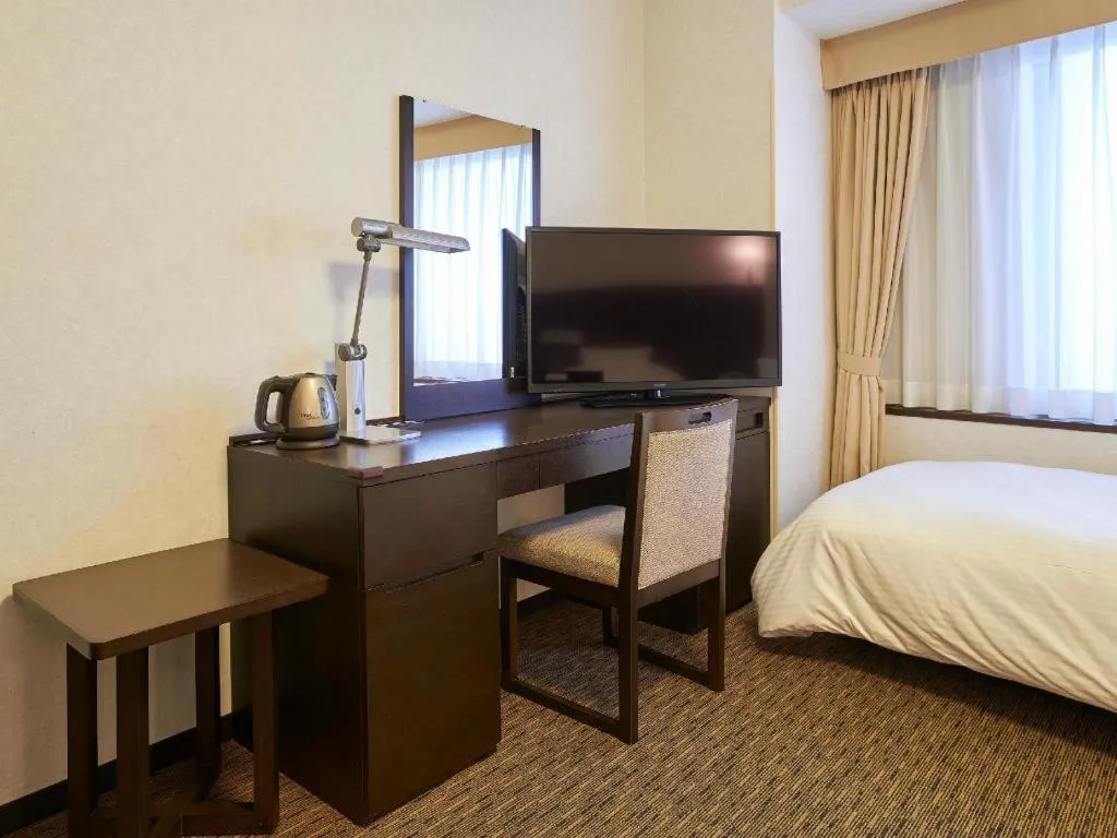 Bed in Osaka Dai-ichi Hotel