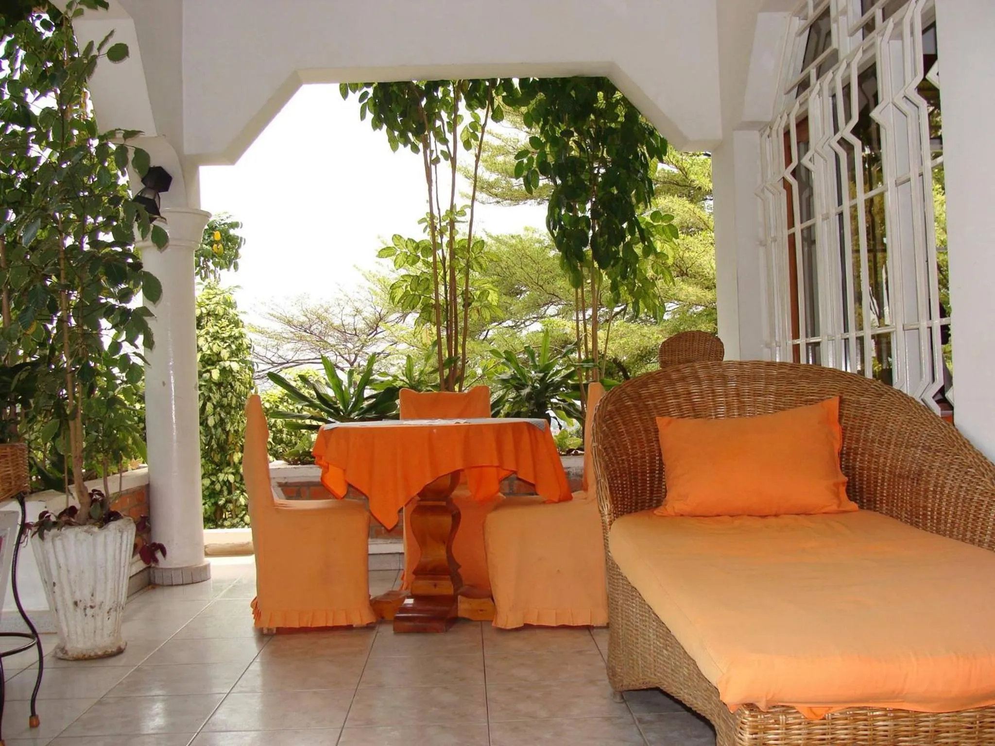 Patio in Kiriri Residence Hotel