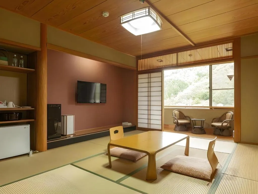 Hotel Silk Onsen Yamabiko