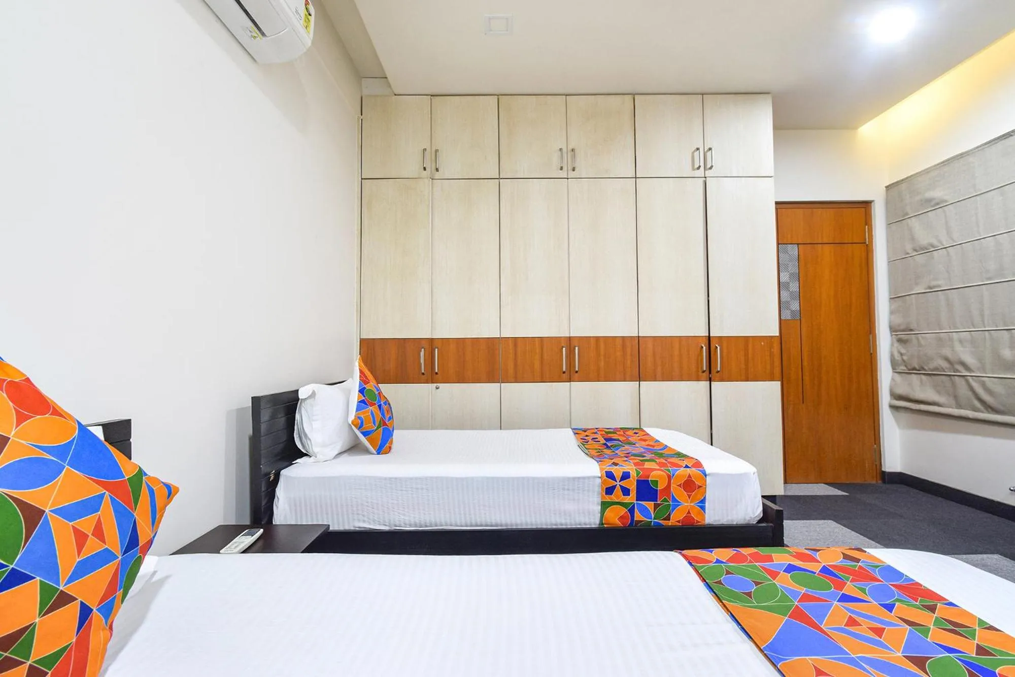 Bed in FabHotel De Alphabet II - Nr Ameerpet Metro Station