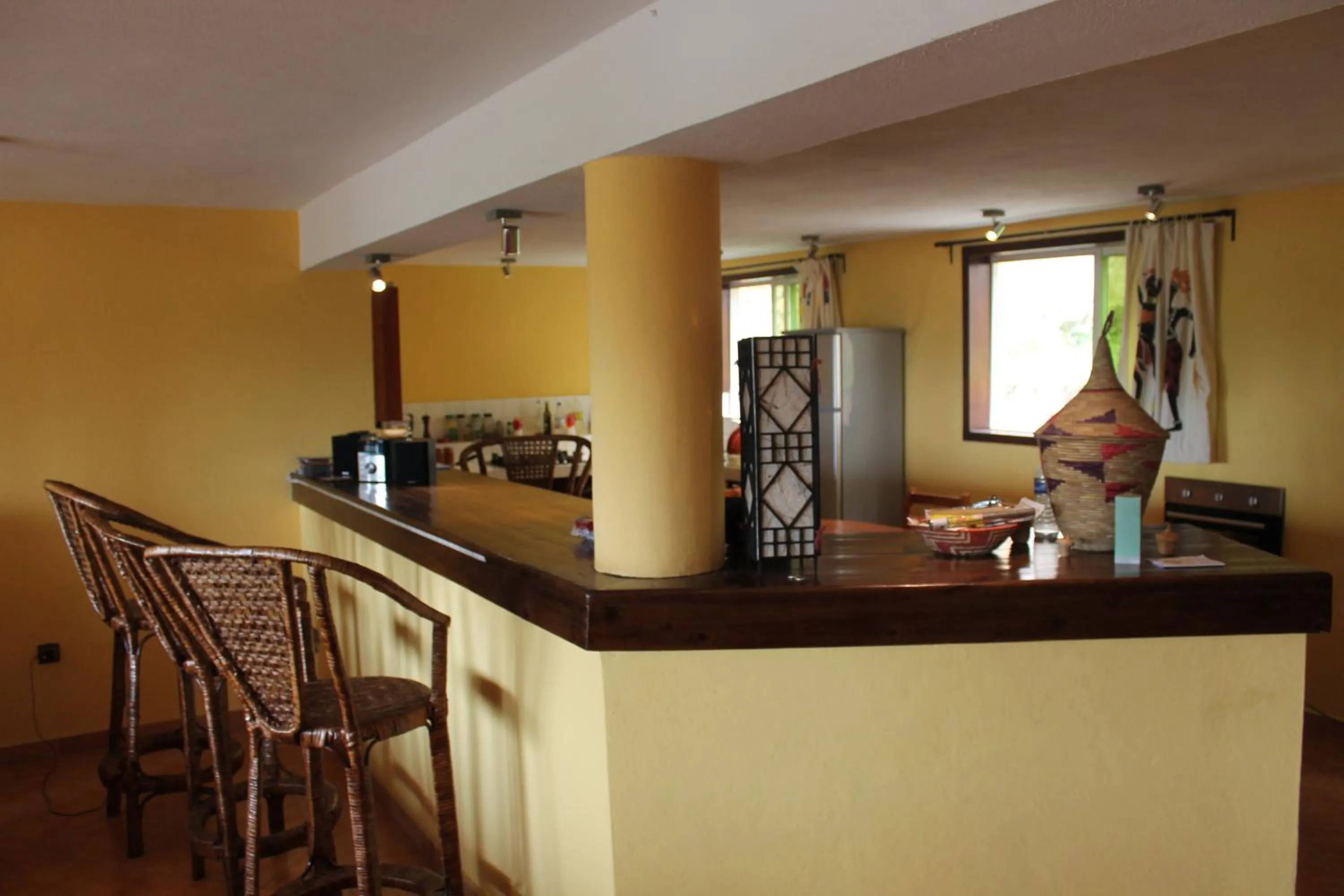 Kitchen or kitchenette in Aparthotel Jardin Tropical