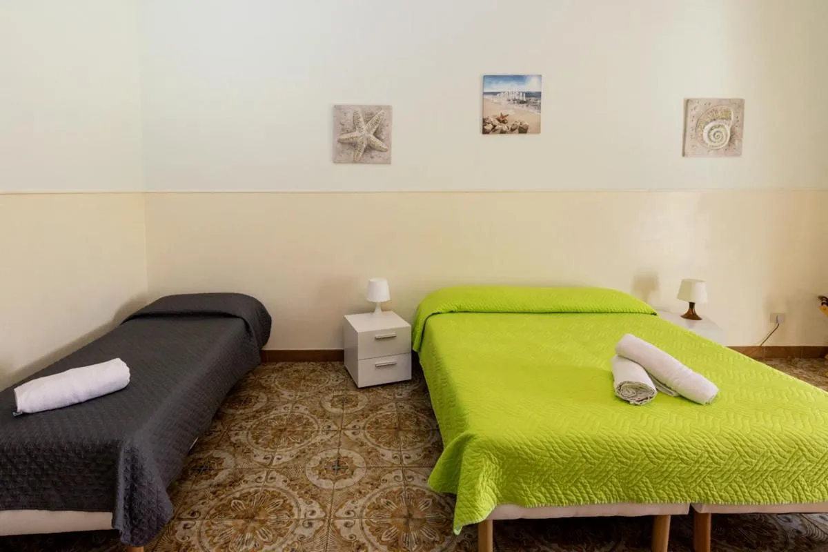 Bedroom in Sisters Hotel