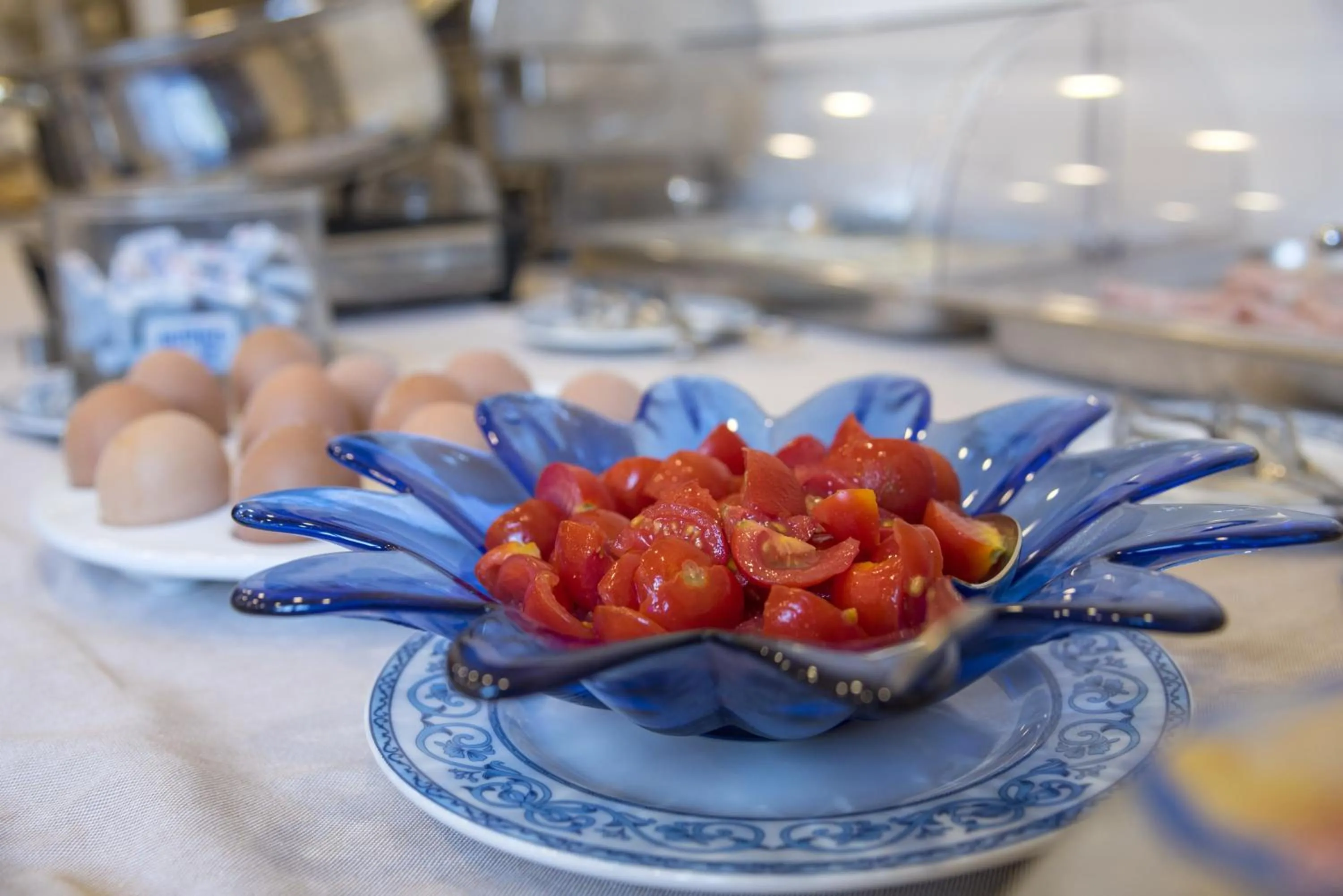 Continental breakfast in Sisters Hotel