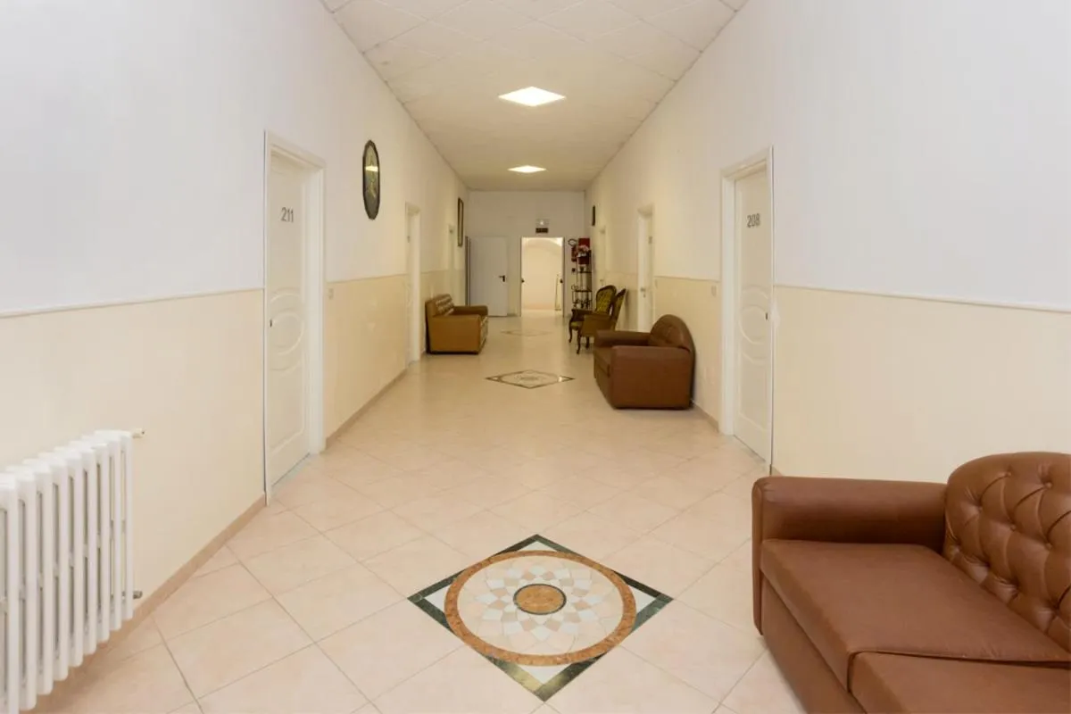 Seating area in Sisters Hotel