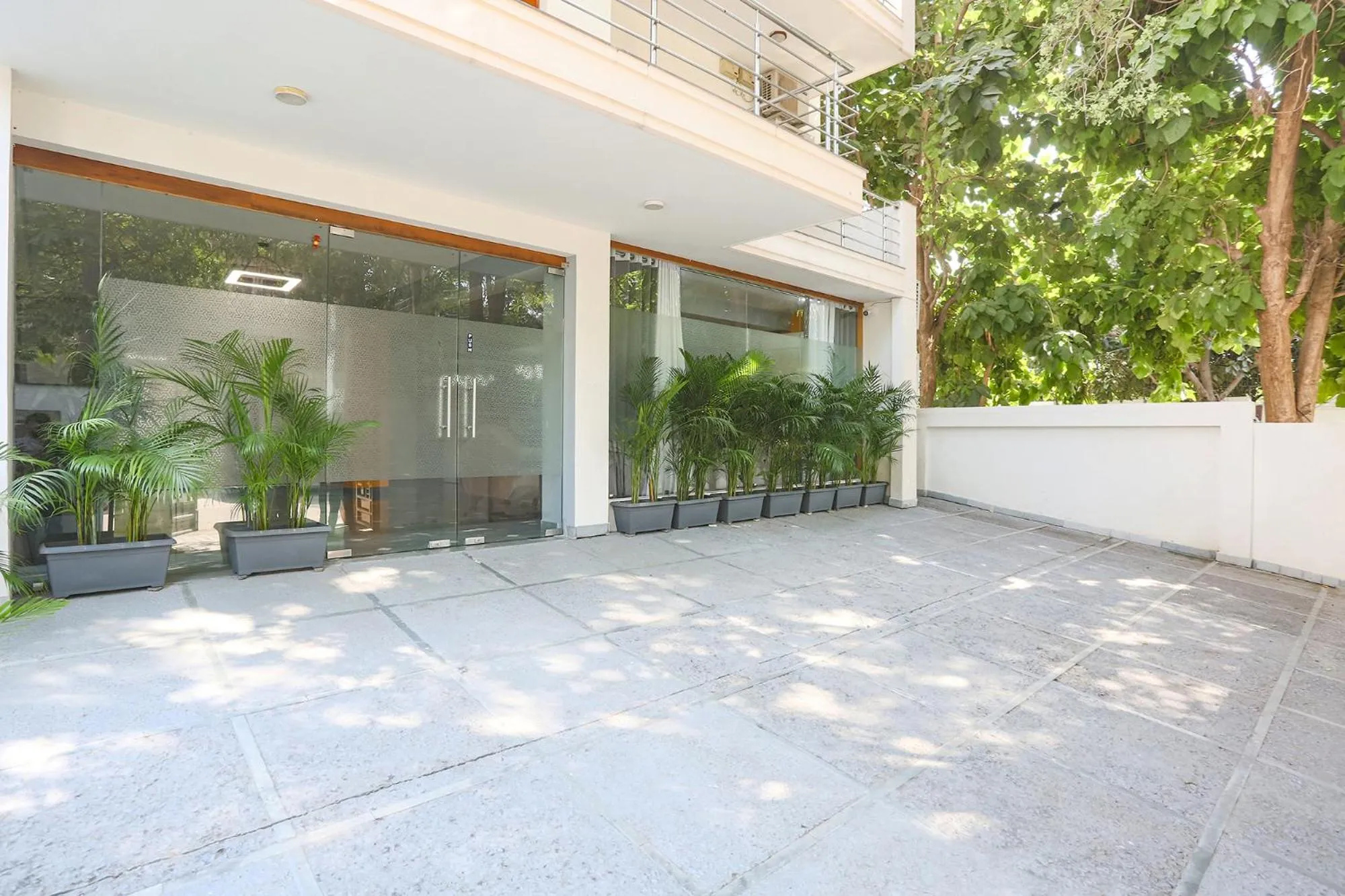 Facade/entrance in FabHotel New Journey Hospitality Near MG Road & Sikanderpur Metro