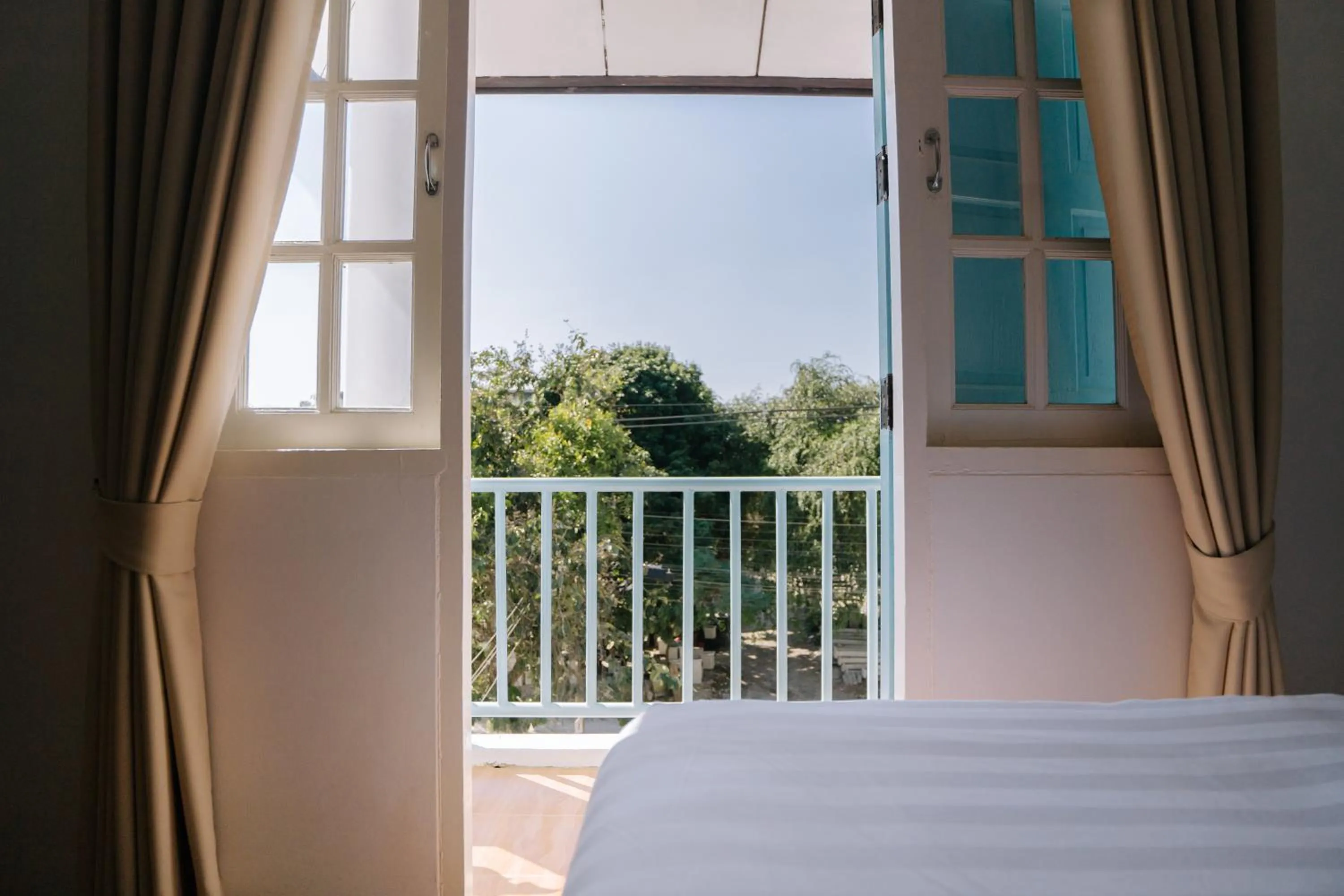 Photo of the whole room, Bed in B&B Chiangrai