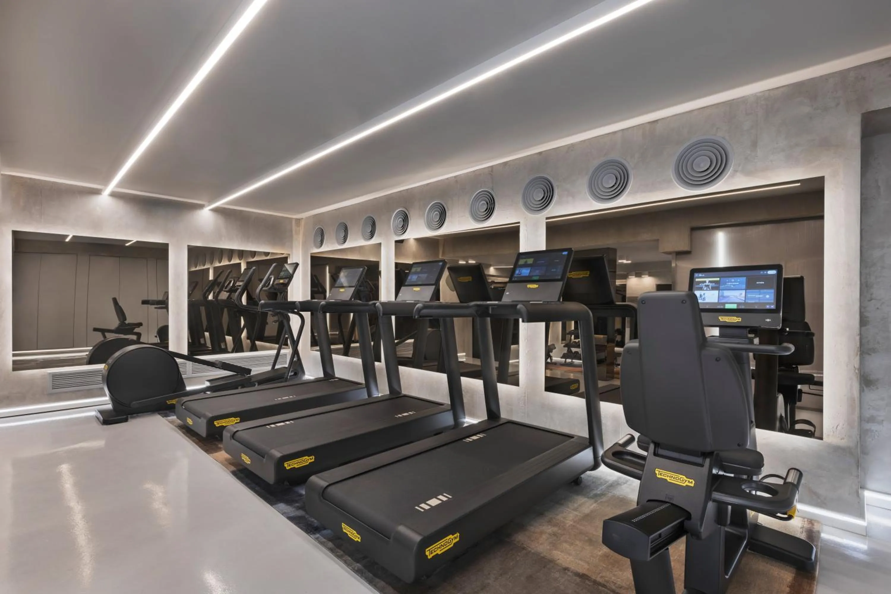 Fitness centre/facilities in Gymnasia Isrotel, a Tribute Portfolio Hotel