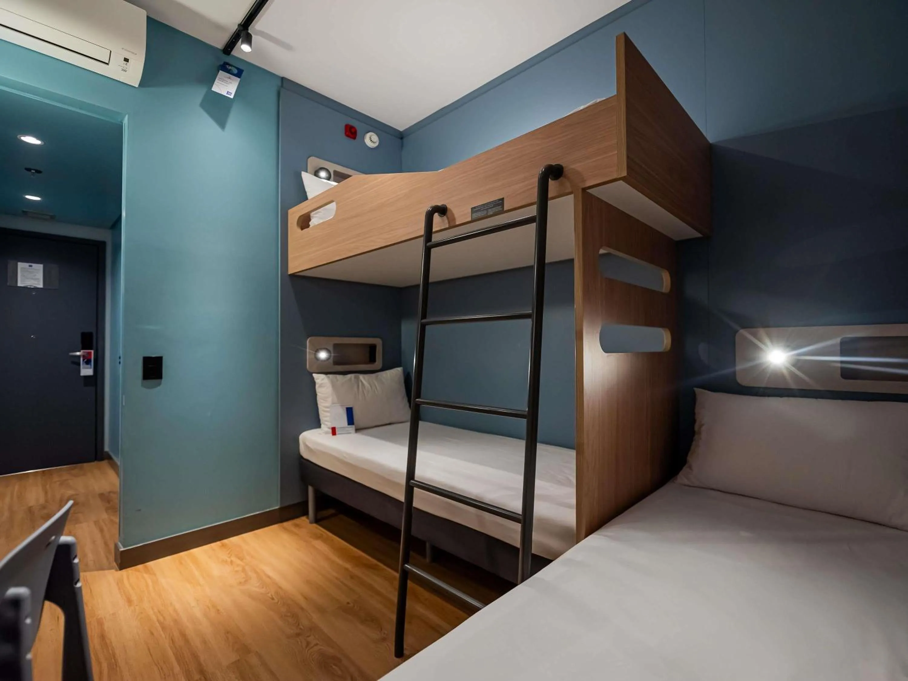 Bedroom, Bed in Ibis Budget Guarulhos Aeroporto