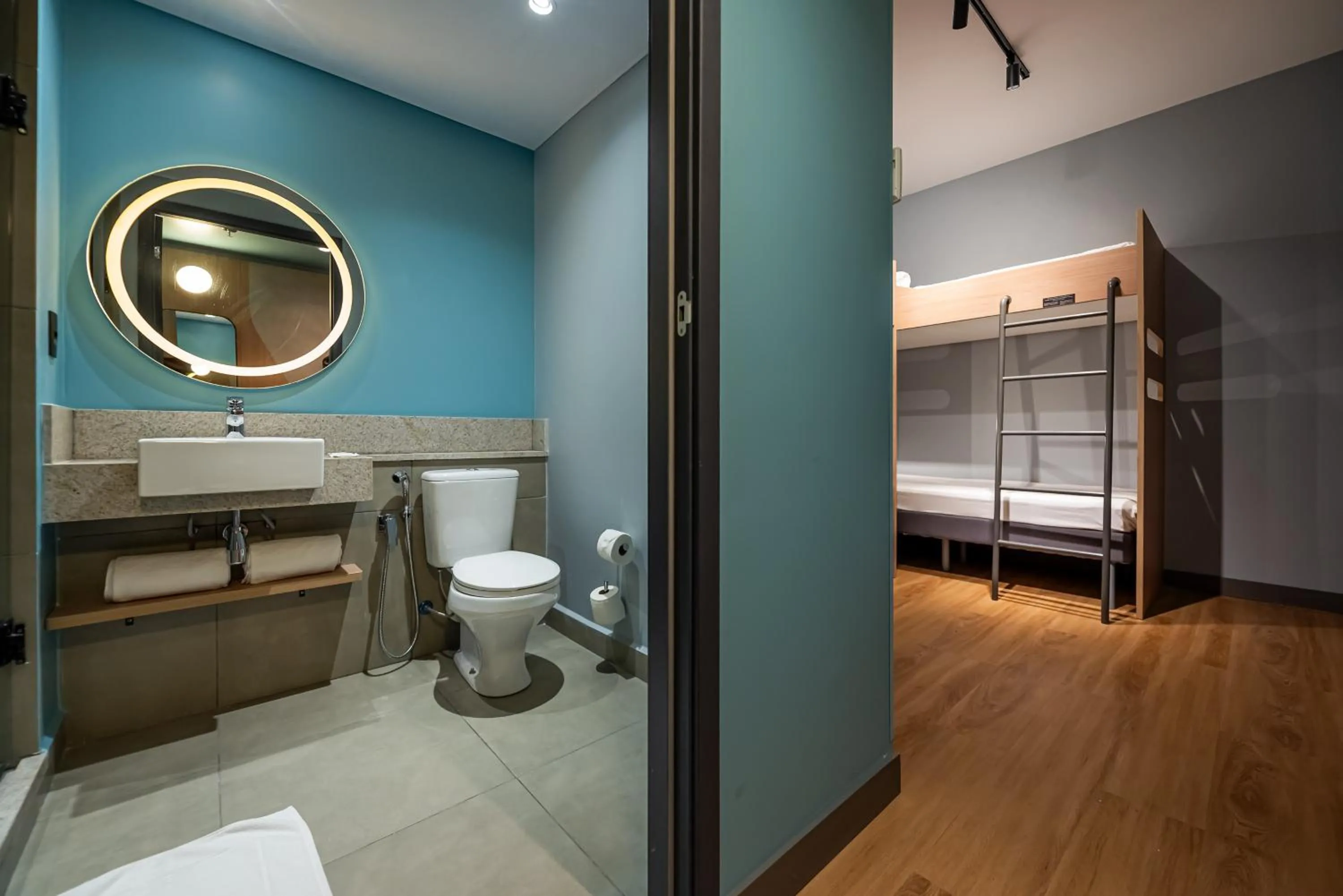 Photo of the whole room in Ibis Budget Guarulhos Aeroporto