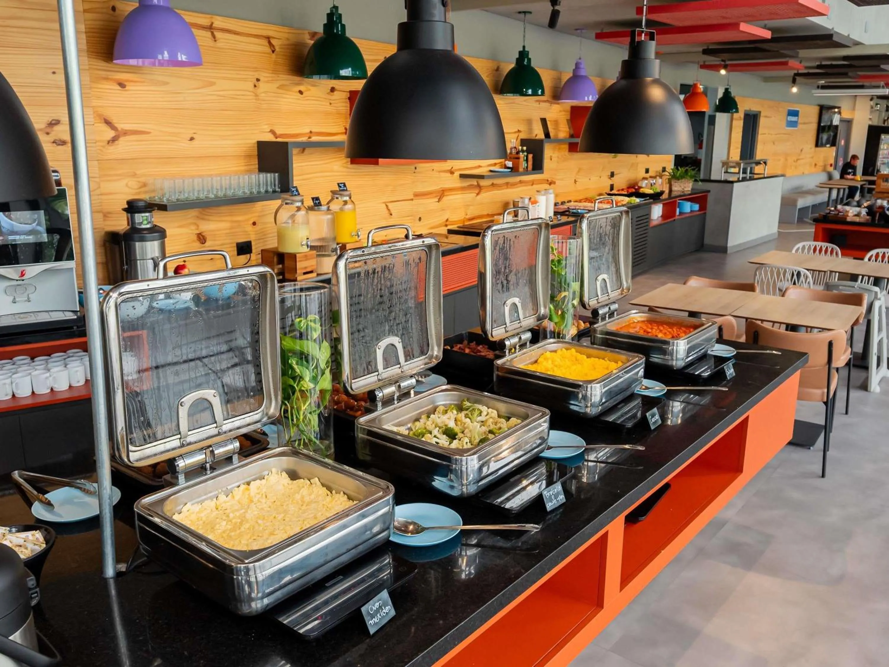 Restaurant/places to eat in Ibis Budget Guarulhos Aeroporto