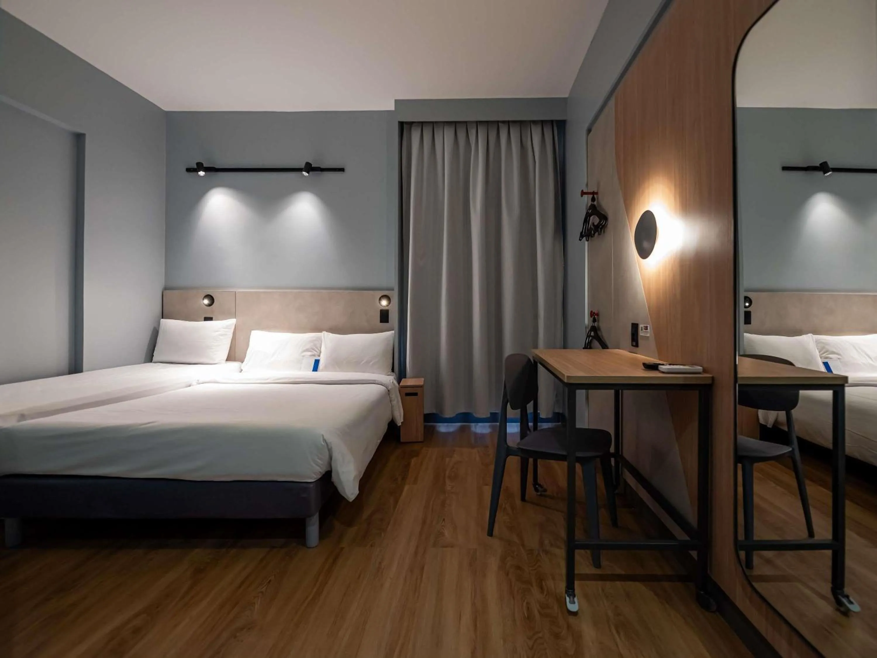 Bedroom, Bed in Ibis Budget Guarulhos Aeroporto