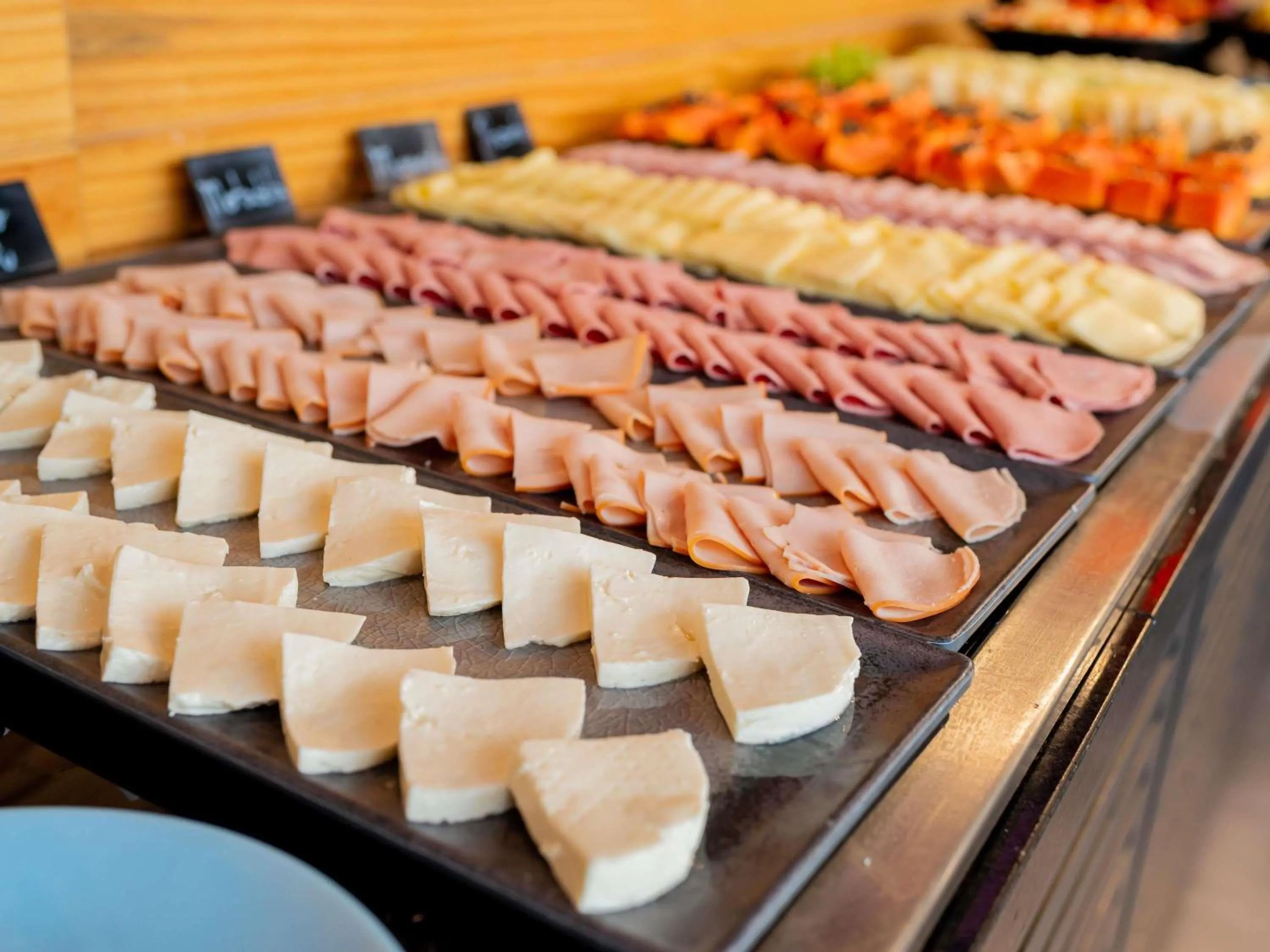 Restaurant/places to eat in Ibis Budget Guarulhos Aeroporto